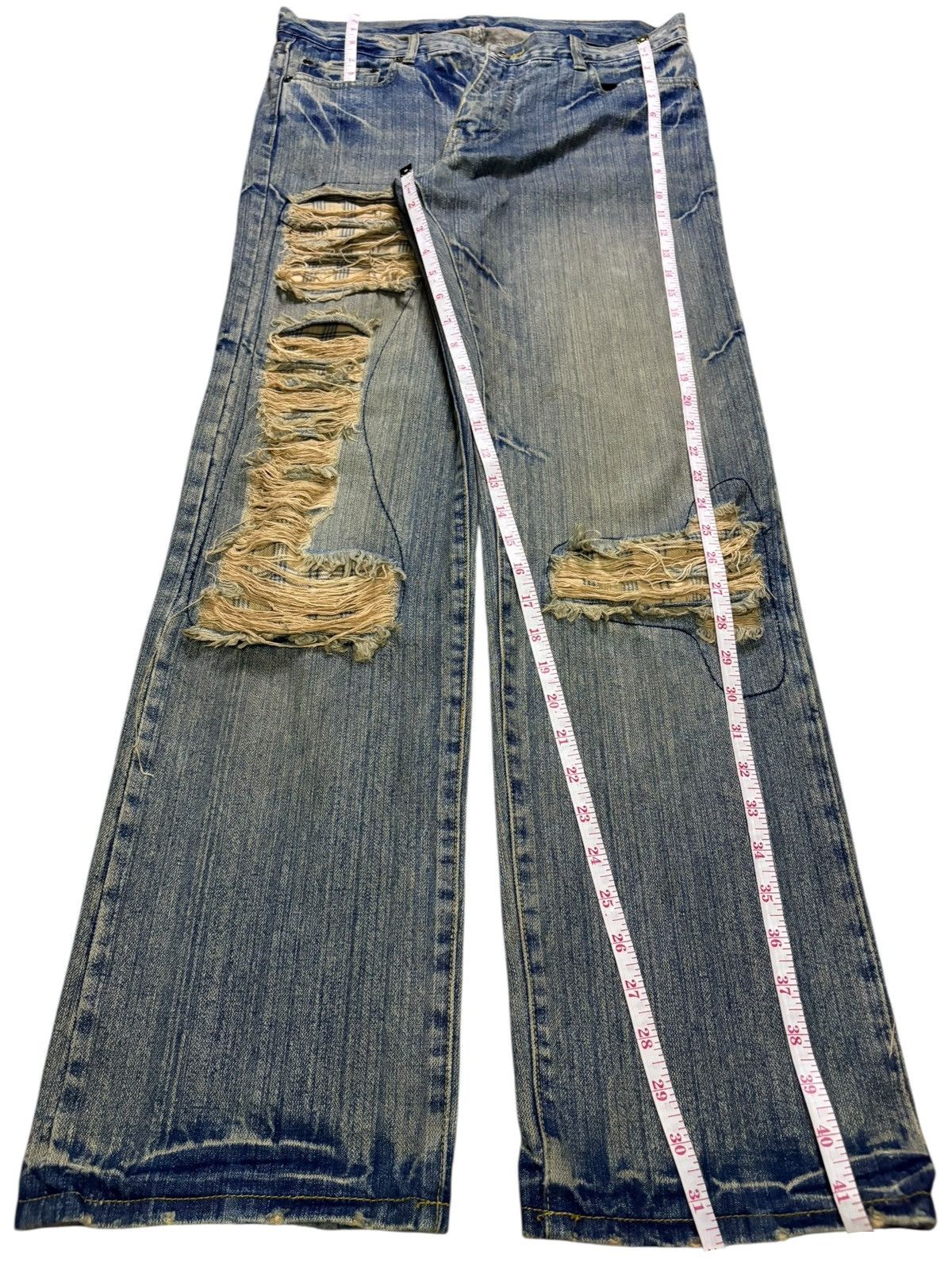 Japanese Brand Vintage Japanese Brand Rusty Distressed Loose Jeans Size US 33 - 13 Thumbnail