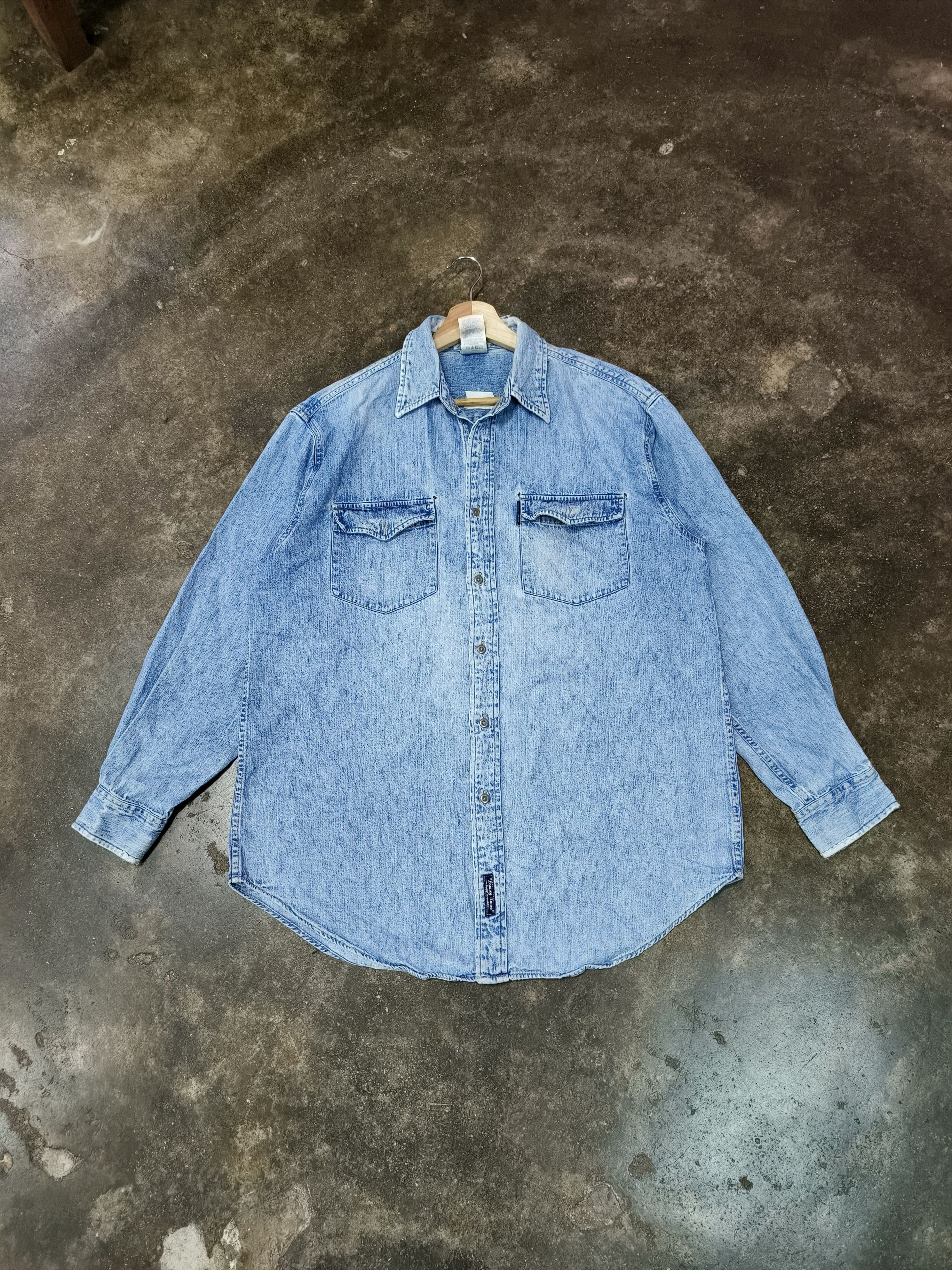 Warner Bros 2000 WARNER BROS LOONEY TUNES DENIM SHIRT DISTRESSED Size US M / EU 48-50 / 2 - 4 Thumbnail