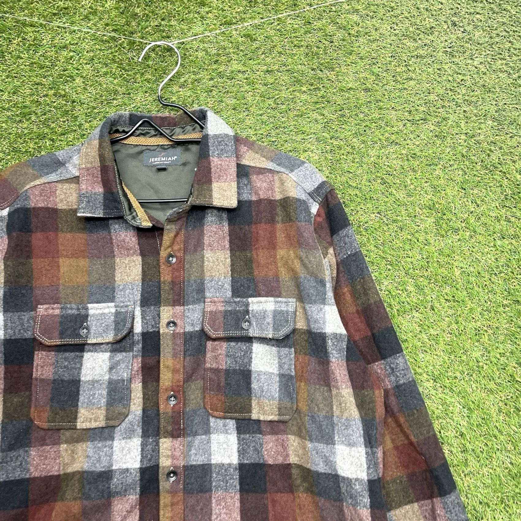 Vintage Jeremiah Wool Flannel Shirt Mens Medium Long Sleeve Button-Up Casual Workwear Plaid Brown Wool 21 Chest Pockets Buttons Vintage: No Size US M / EU 48-50 / 2 - 3 Thumbnail