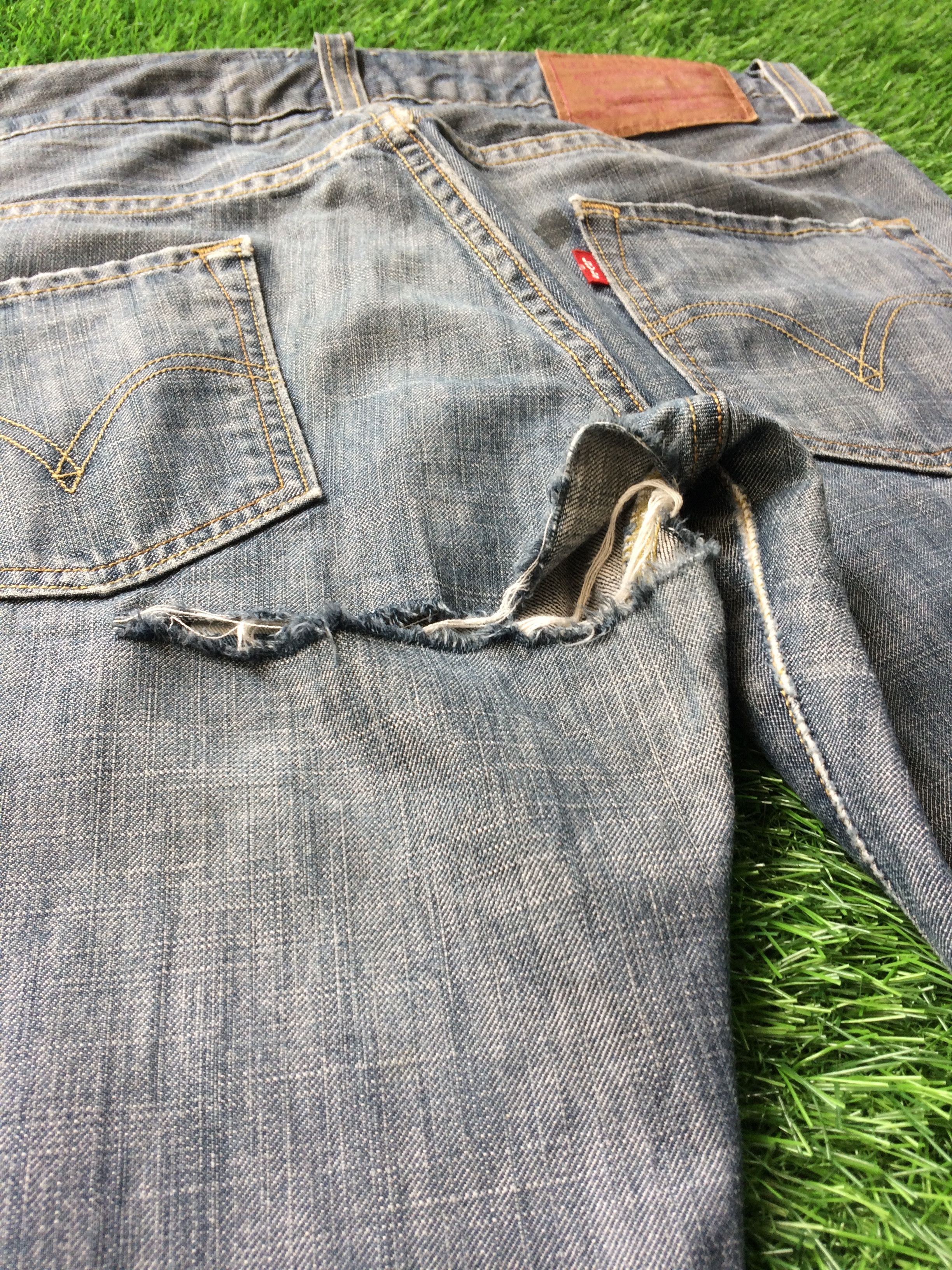 Jean × Unsound Rags Levis 511 Ripped Butt Skinny Jeans D-756 Size 30" / US 8 / IT 44 - 1 Thumbnail