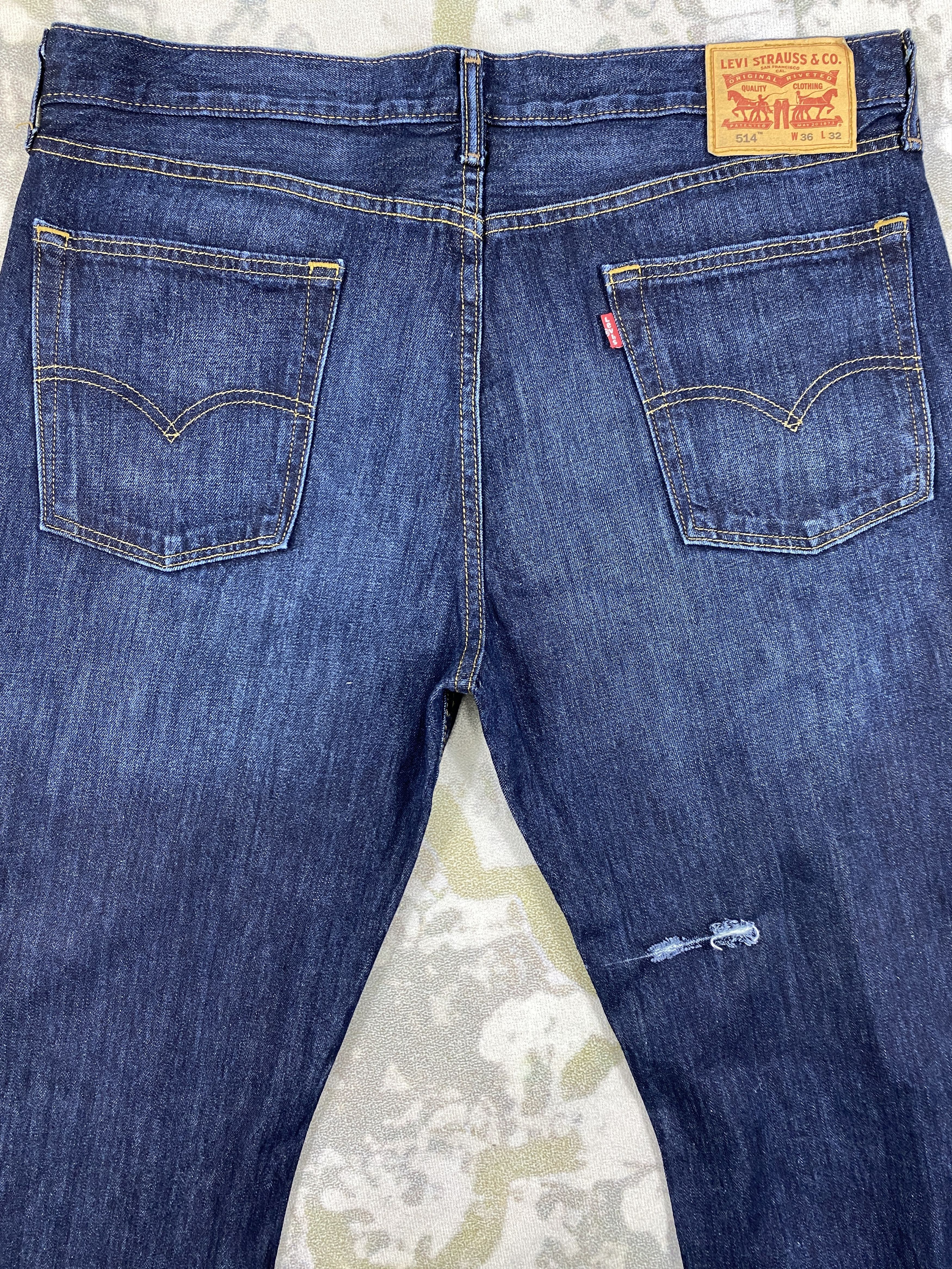Levi's Vintage Levi's 514 Dark Blue 37 x 33.5 Denim -JN298 Size US 37 - 4 Thumbnail