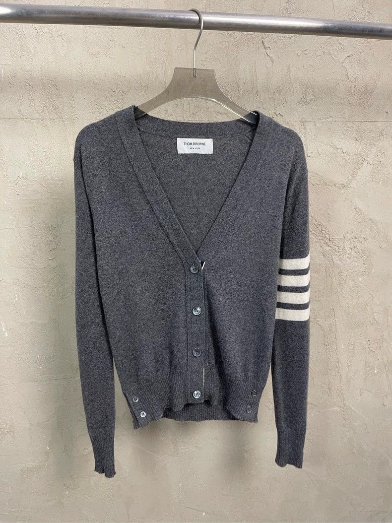 Other Thom Browne size3 Cashmere cardigan sweater Size US L / EU 52-54 / 3 - 1 Thumbnail
