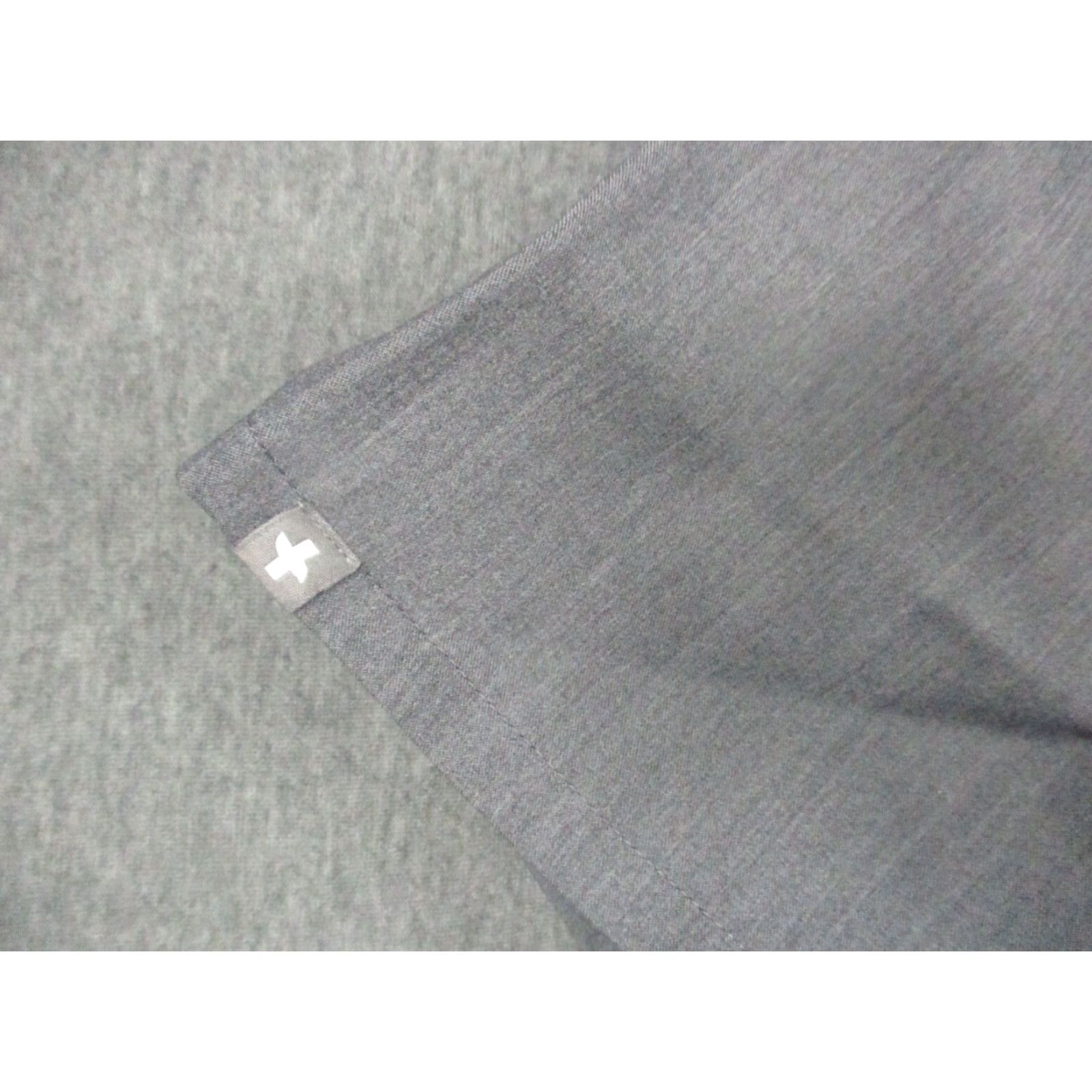Vintage FIGS Technical Collection Gray Catarina Scrubs V-Neck Top Medium Uniform Gray Shirt Unisex Medical Size US M / EU 48-50 / 2 - 5 Thumbnail
