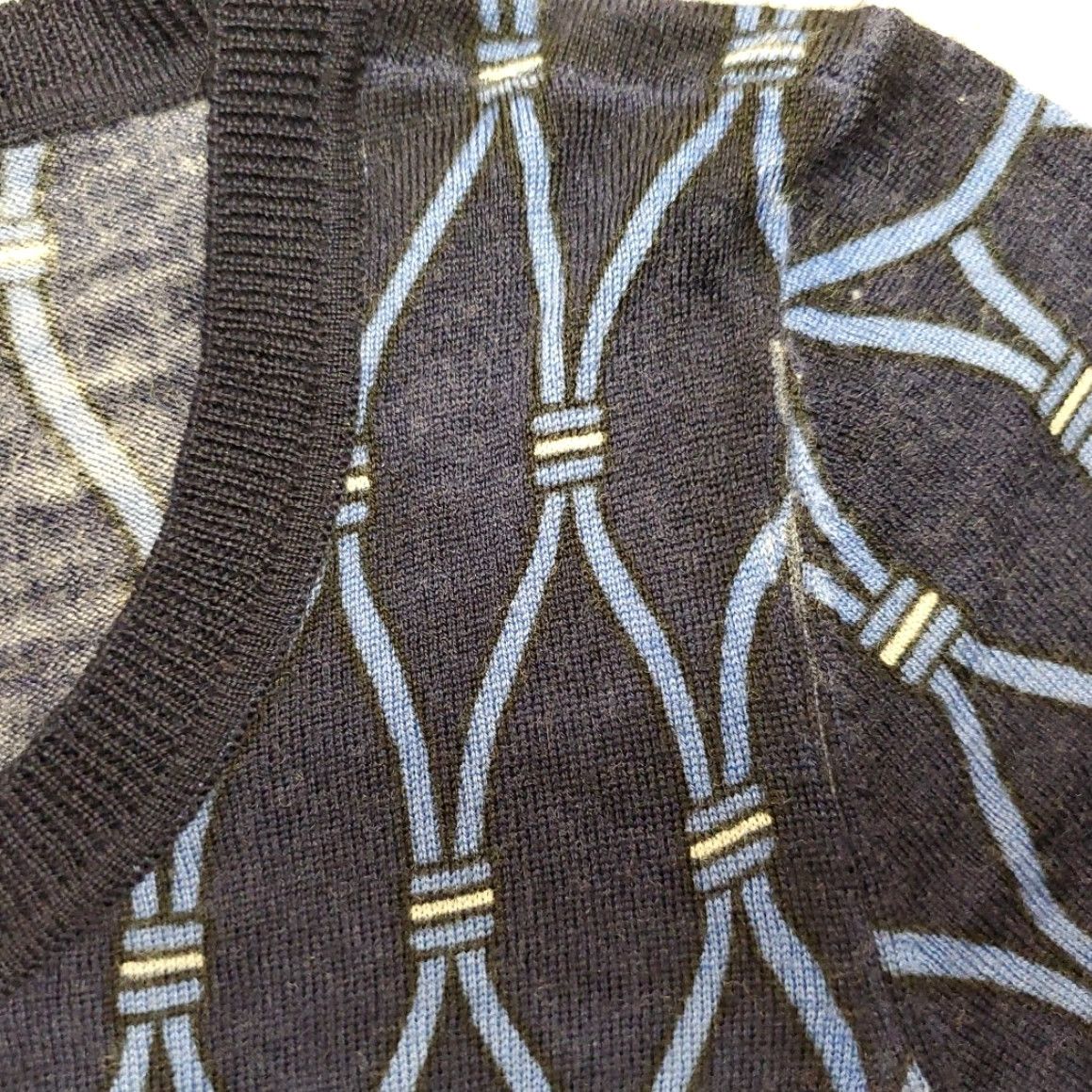 Talbots VINTAGE Talbots Sweater Cardigan Womens Small Blue 100% Merino Wool Button Geometric Knit Casual Womens Size S / US 4 / IT 40 - 6 Thumbnail