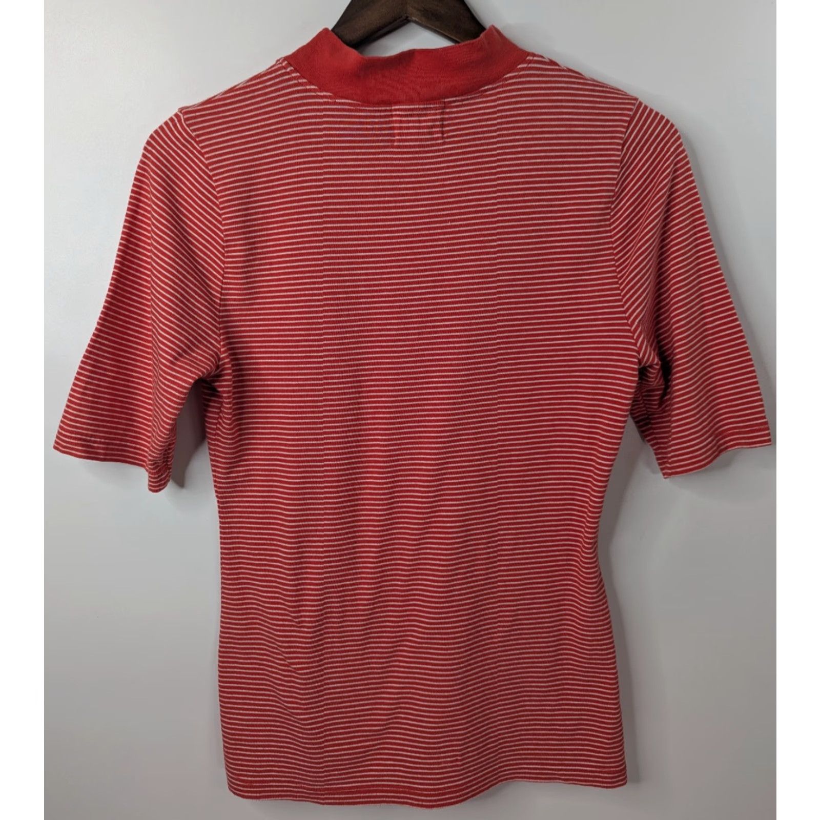 Anthropologie VINTAGE Anthropologie T.La Red and White Striped Mockneck Tee Size Medium Size M / US 6-8 / IT 42-44 - 3 Thumbnail