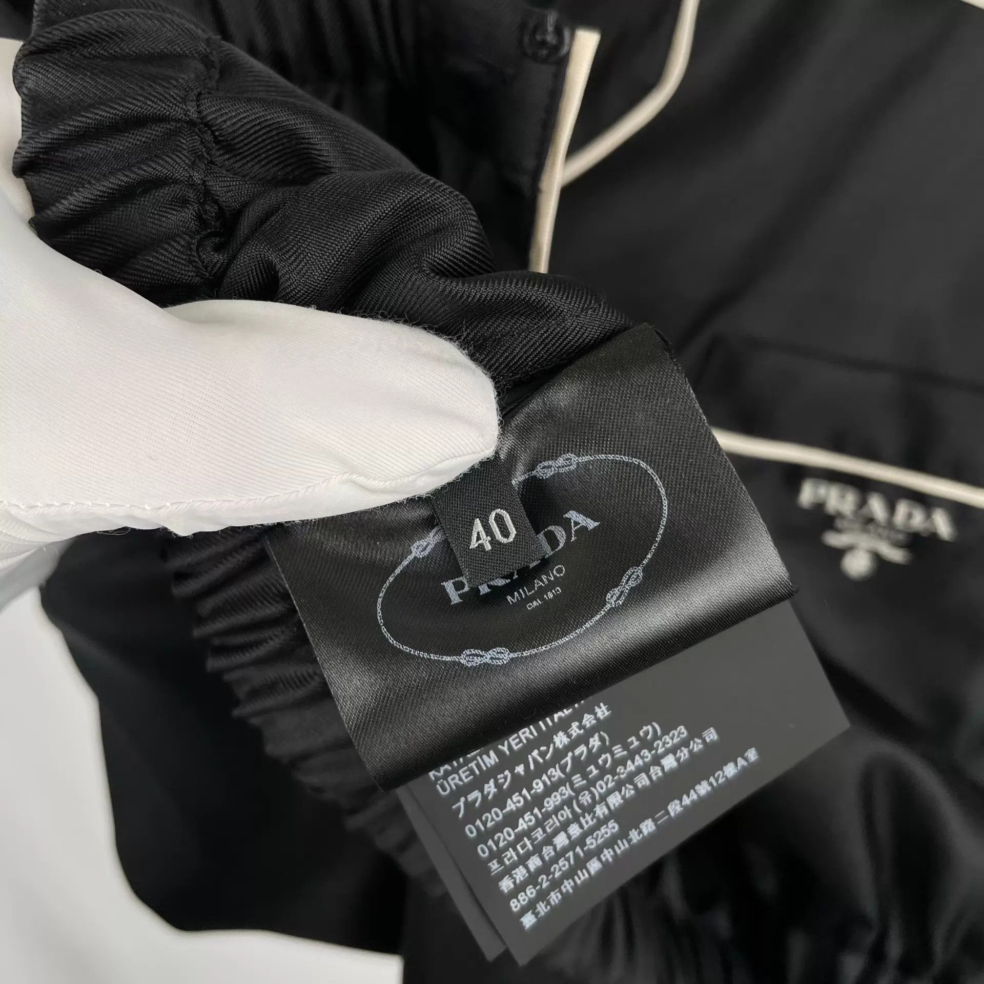 Prada Prada silk top black size 40 new with tags Size S / US 4 / IT 40 - 5 Thumbnail