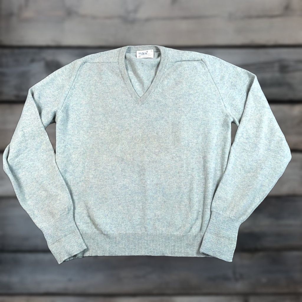 Vintage VINTAGE Lord Jeff Lambs Wool Sweater Adult XL Blue Lightweight V-Neck 80s Mens Size US XL / EU 56 / 4 - 1 Thumbnail