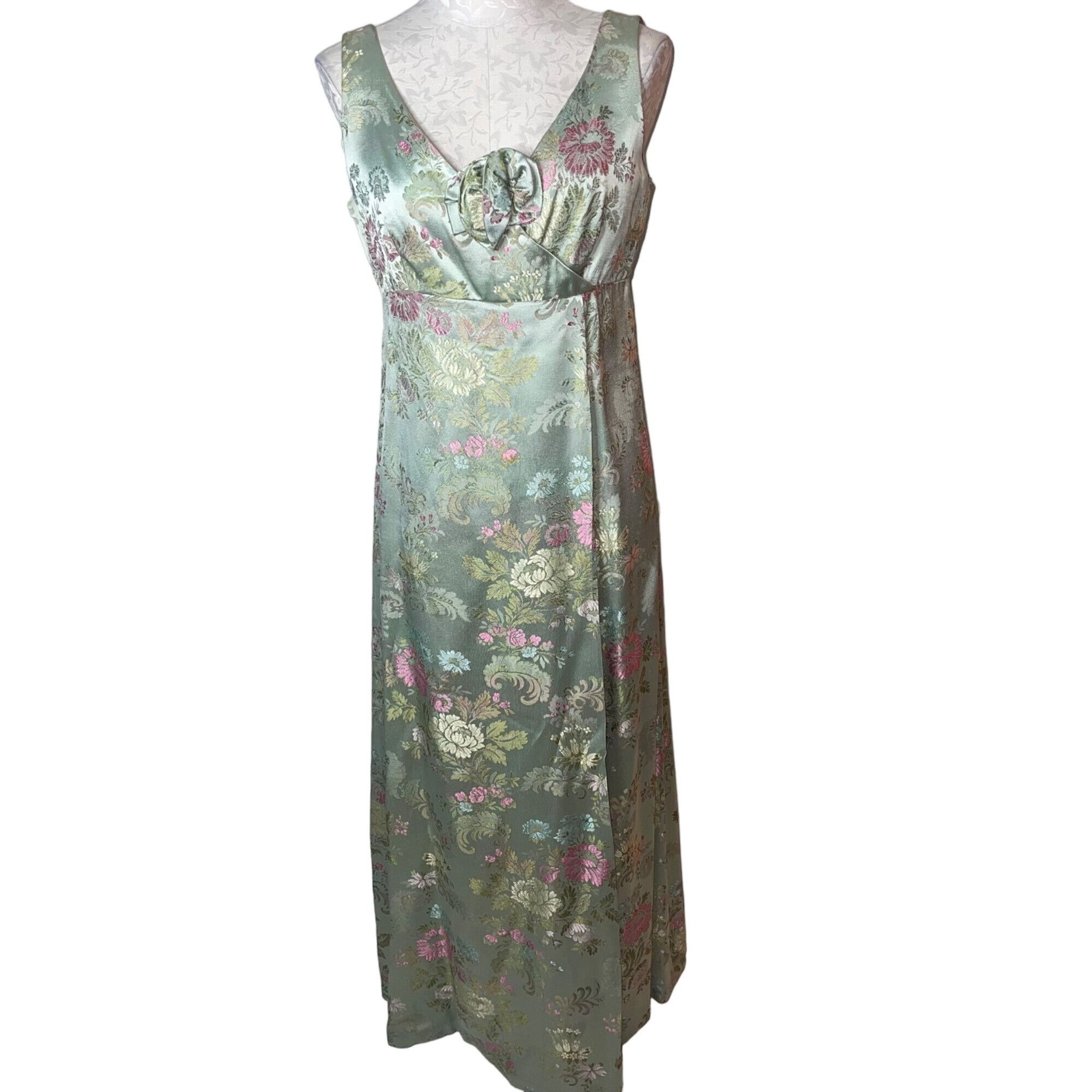 image of An Arkay Vintage Womens Nightgown Size XL Green