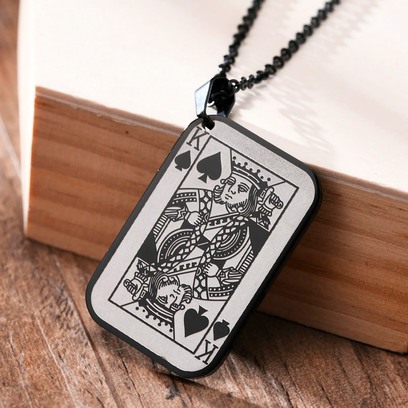 Jewelry King of Hearts Pendant Necklace Size ONE SIZE - 1 Thumbnail