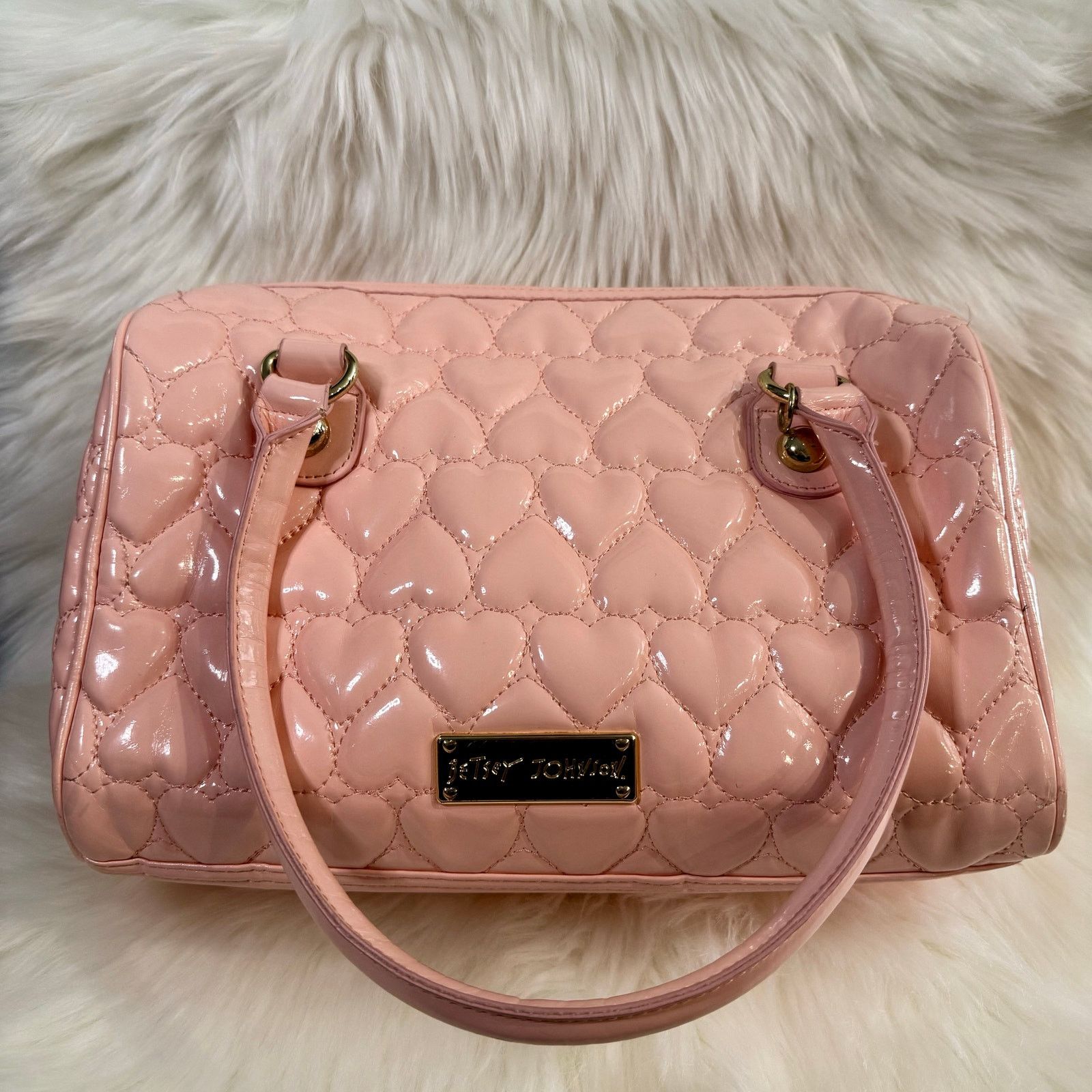 Betsey Johnson Betsey Johnson Pink Quilted Heart Handbag Size ONE SIZE - 1 Thumbnail