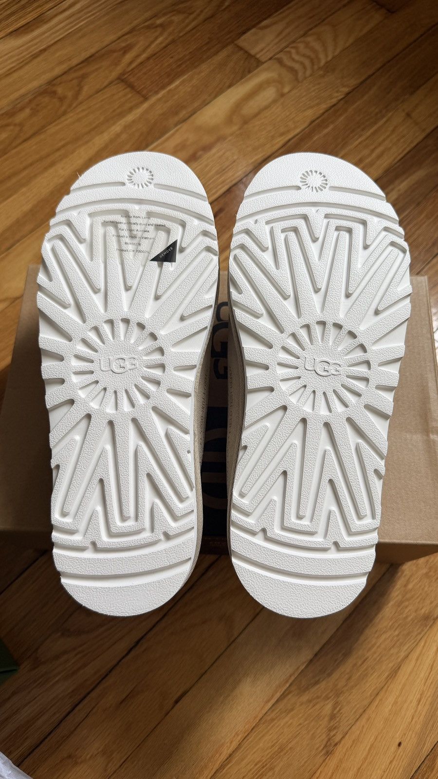 HIDDEN Ugg x Hidden NY Hardware Tasman Size US 8 / EU 41 - 3 Thumbnail