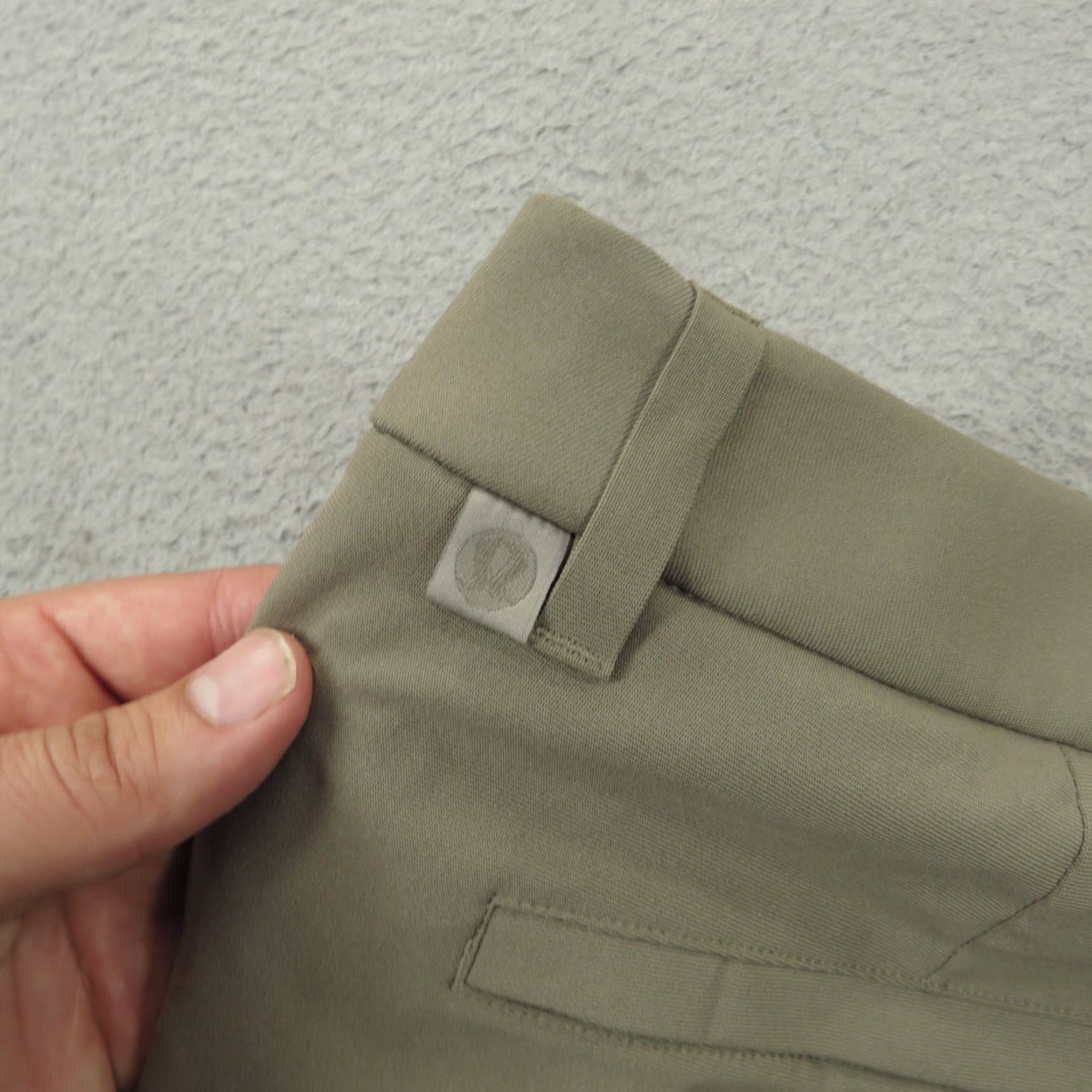 Lululemon Lululemon Pants Mens 36x28 ABC Trouser Nomad Khaki Classic Golf Commission 2.0 - City Classic Modern Size US 36 / EU 52 - 3 Thumbnail