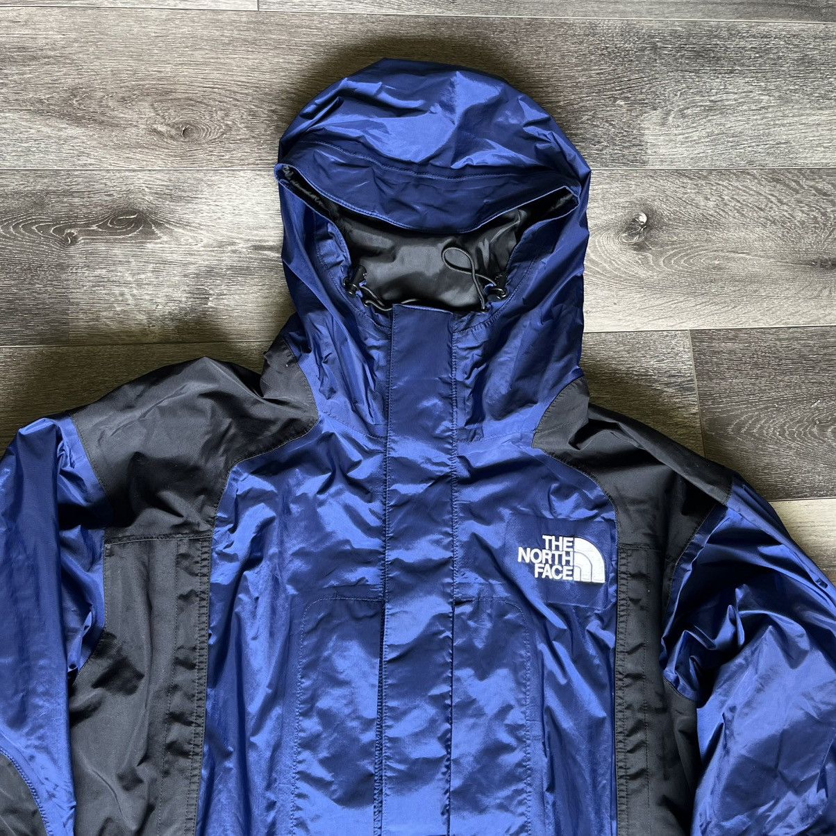 Goretex × The North Face × Vintage Vintage 90s The North Face Gore-Tex Blue Black Parka Jacket Size US L / EU 52-54 / 3 - 3 Thumbnail