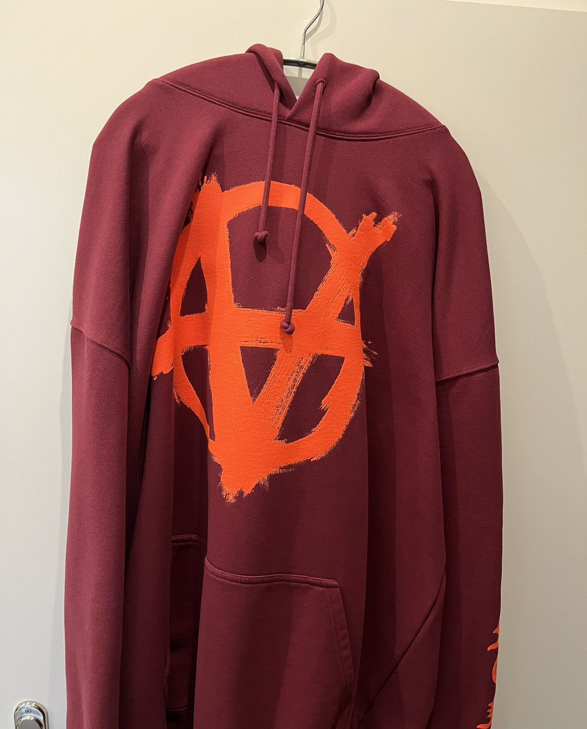 Vetements Vetements - Anarchy Hoodie Size US L / EU 52-54 / 3 - 1 Thumbnail