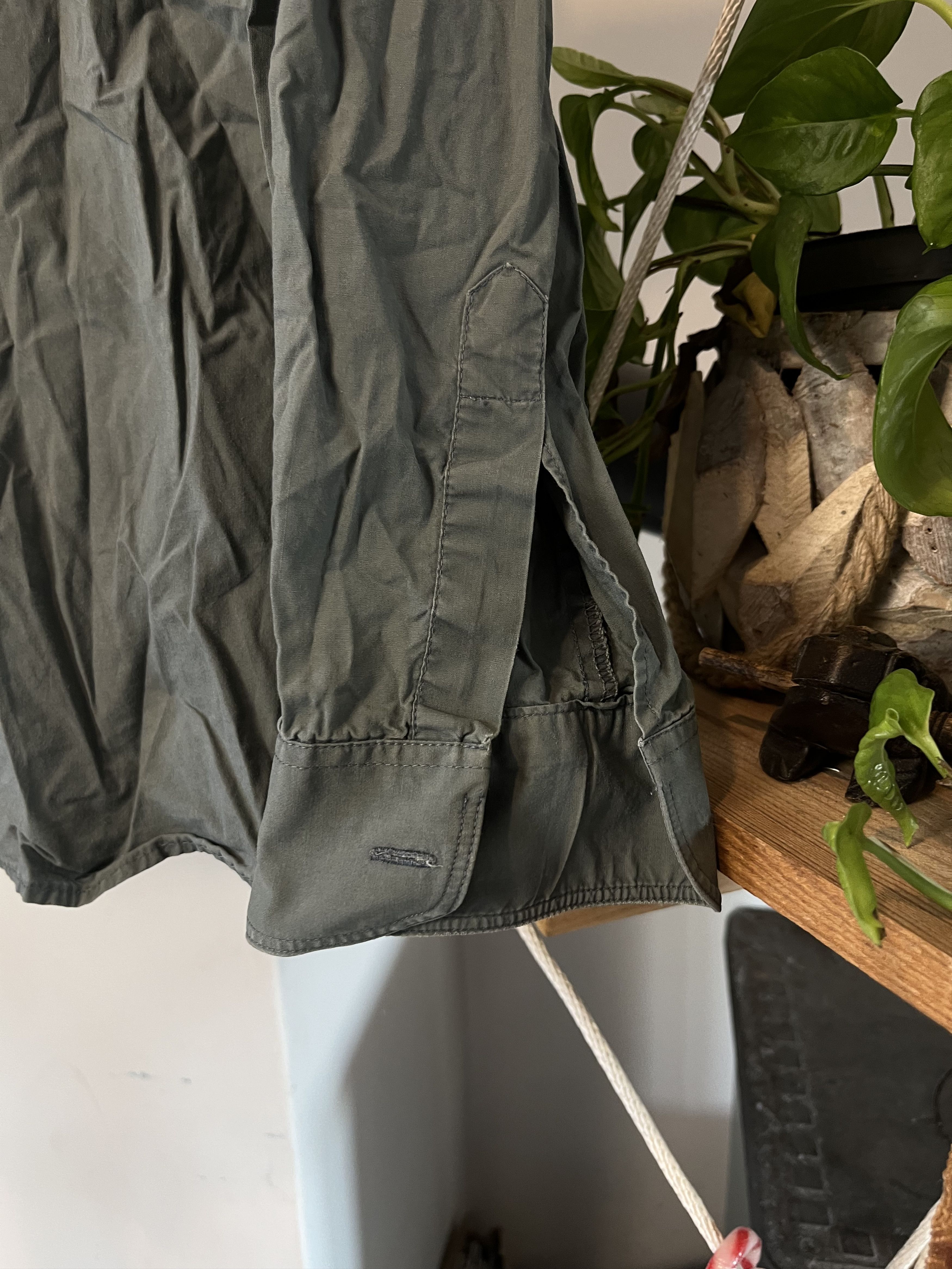 Fjallraven × Vintage Vintage 90s Fjallraven Khaki Embroidered Logo Shirt Size US L / EU 52-54 / 3 - 6 Thumbnail