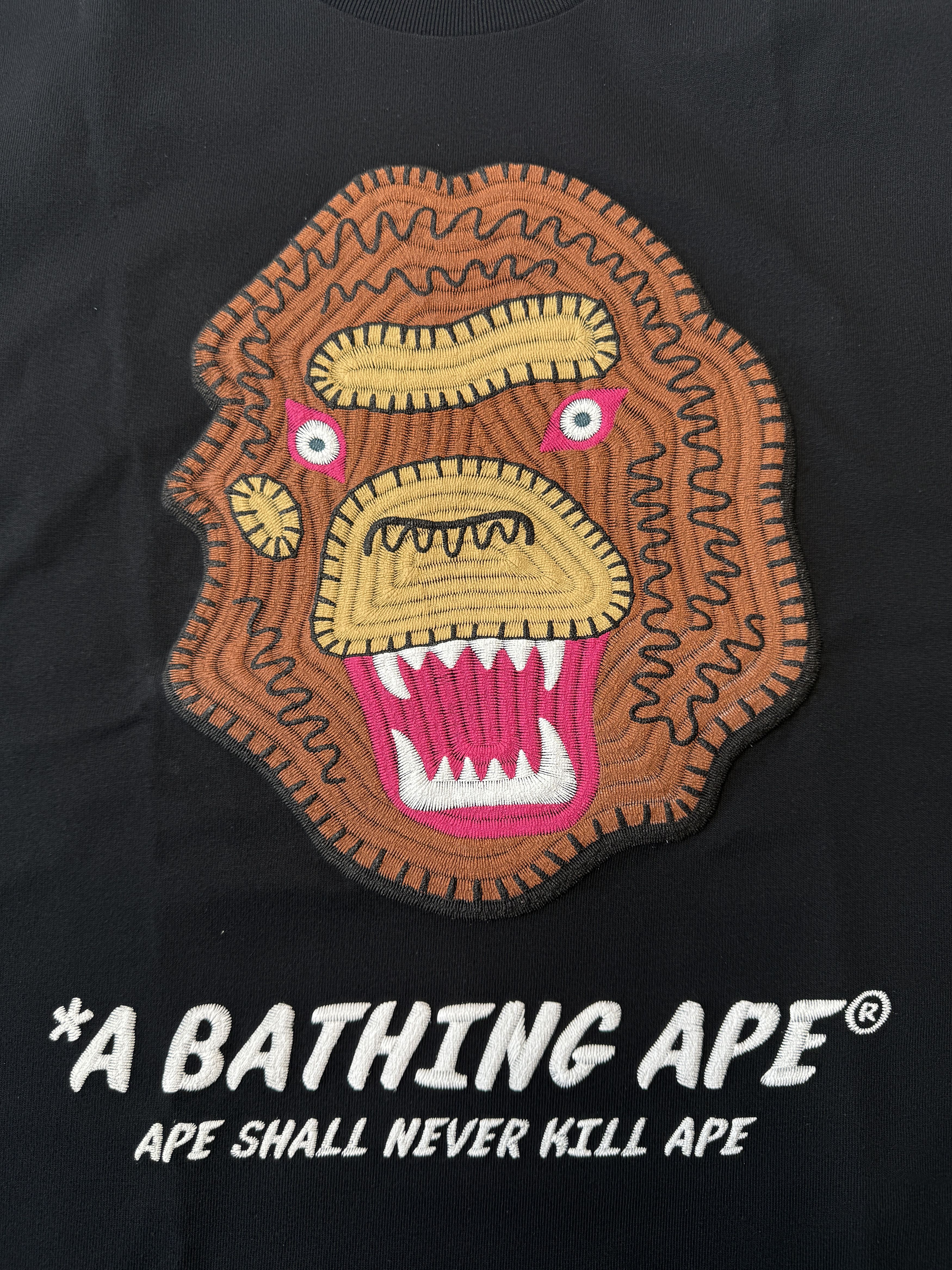 Bape BAPE EMBROIDERY STYLE SOUVENIR LOGO TEE (2025) Size US L / EU 52-54 / 3 - 3 Thumbnail