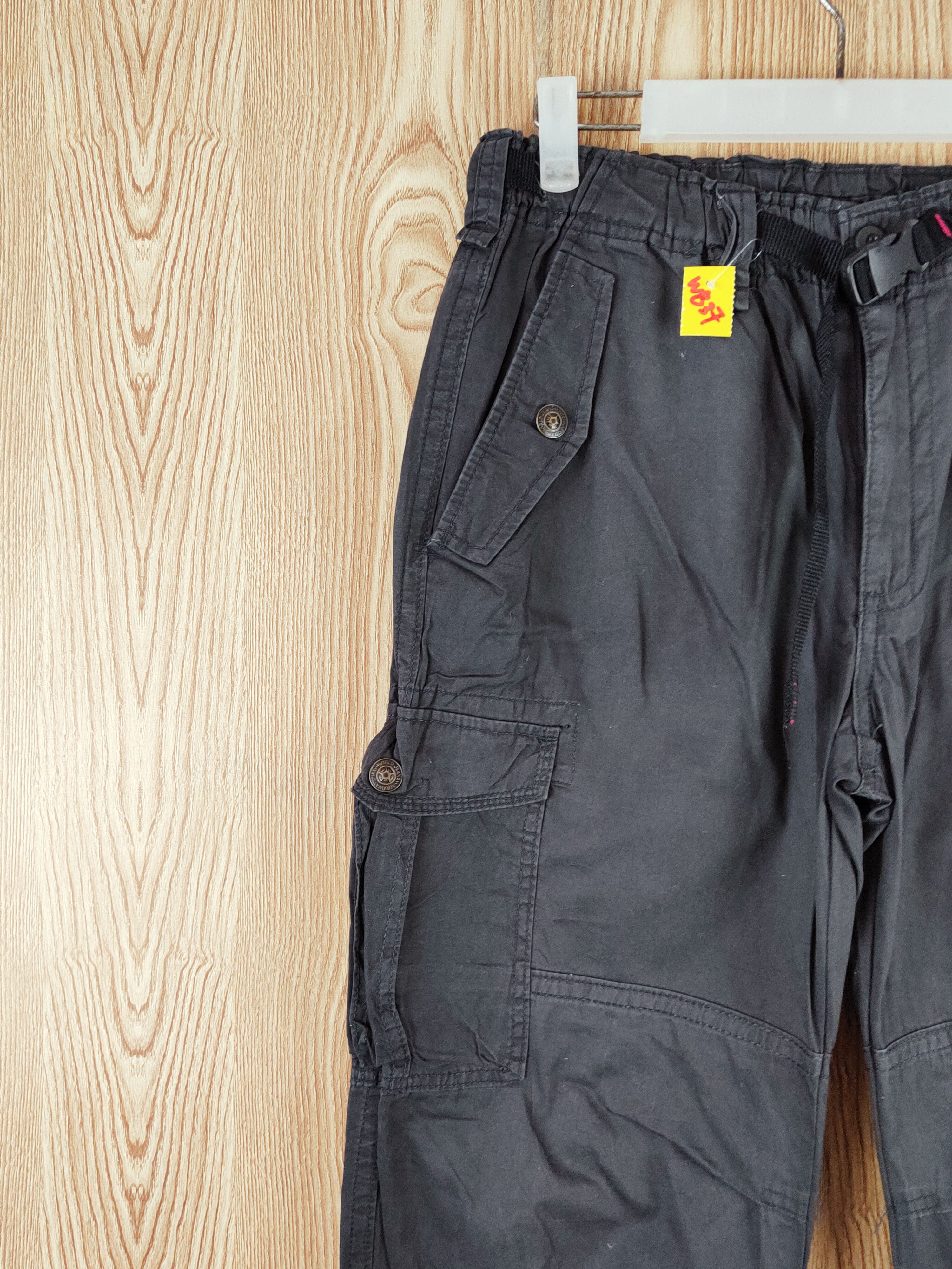 Japanese Brand Japanese Brand Black Multipocket Tactical Cargo Pants #W837 Size US 33 - 3 Thumbnail