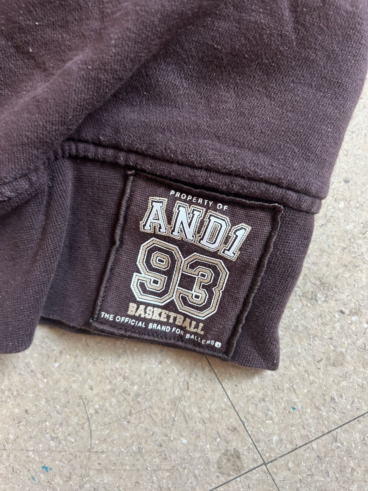 Other AND1 vintage basketball brown zip up hoodie Size US L / EU 52-54 / 3 - 4 Thumbnail