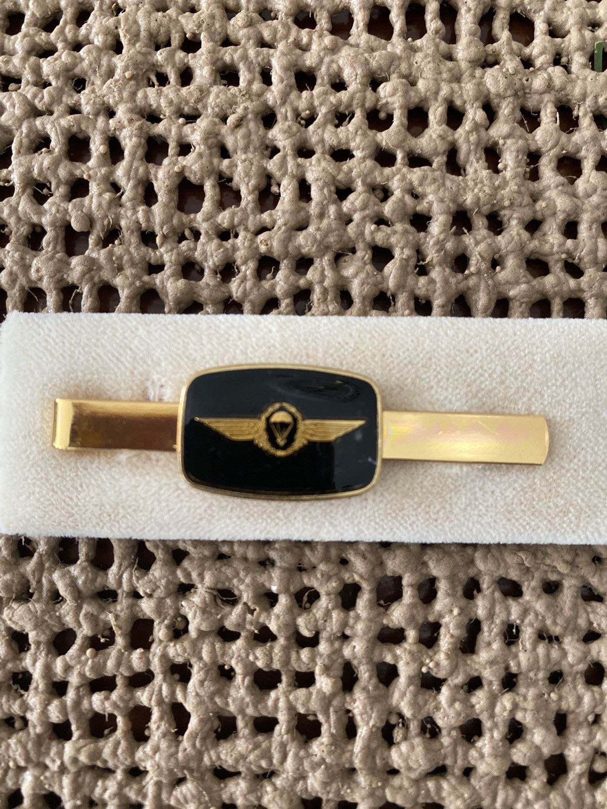 Other VINTAGE MILITARY AVIATOR GOLD TIE BAR PARACHUTE WINGS Size ONE SIZE - 2 Thumbnail
