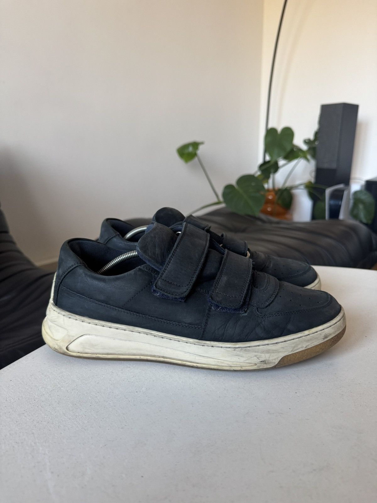 Acne Studios Acne Studios High Quality Designer Low Leather Sneakers Face Size US 9.5 / EU 42-43 - 2 Thumbnail