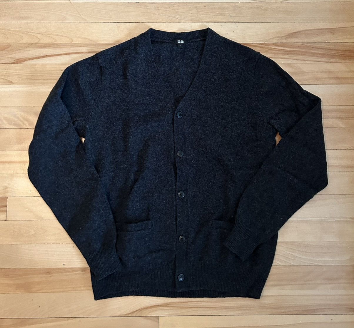 Uniqlo Uniqlo Lambswool Cardigan Size US M / EU 48-50 / 2 - 2 Thumbnail