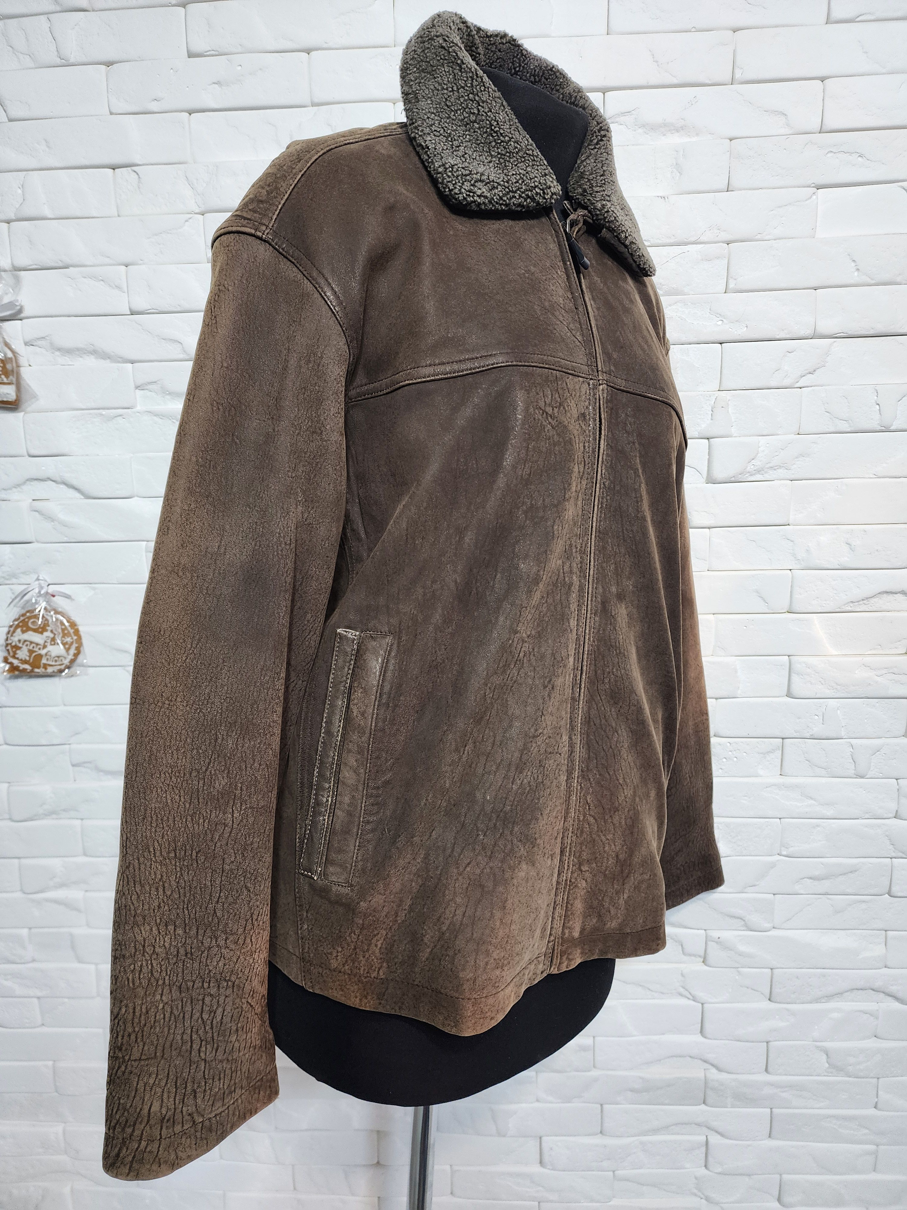 Uniqlo Brown Genuine Leather Jacket: Men's Metal Zipper Jacket Size US L / EU 52-54 / 3 - 3 Thumbnail