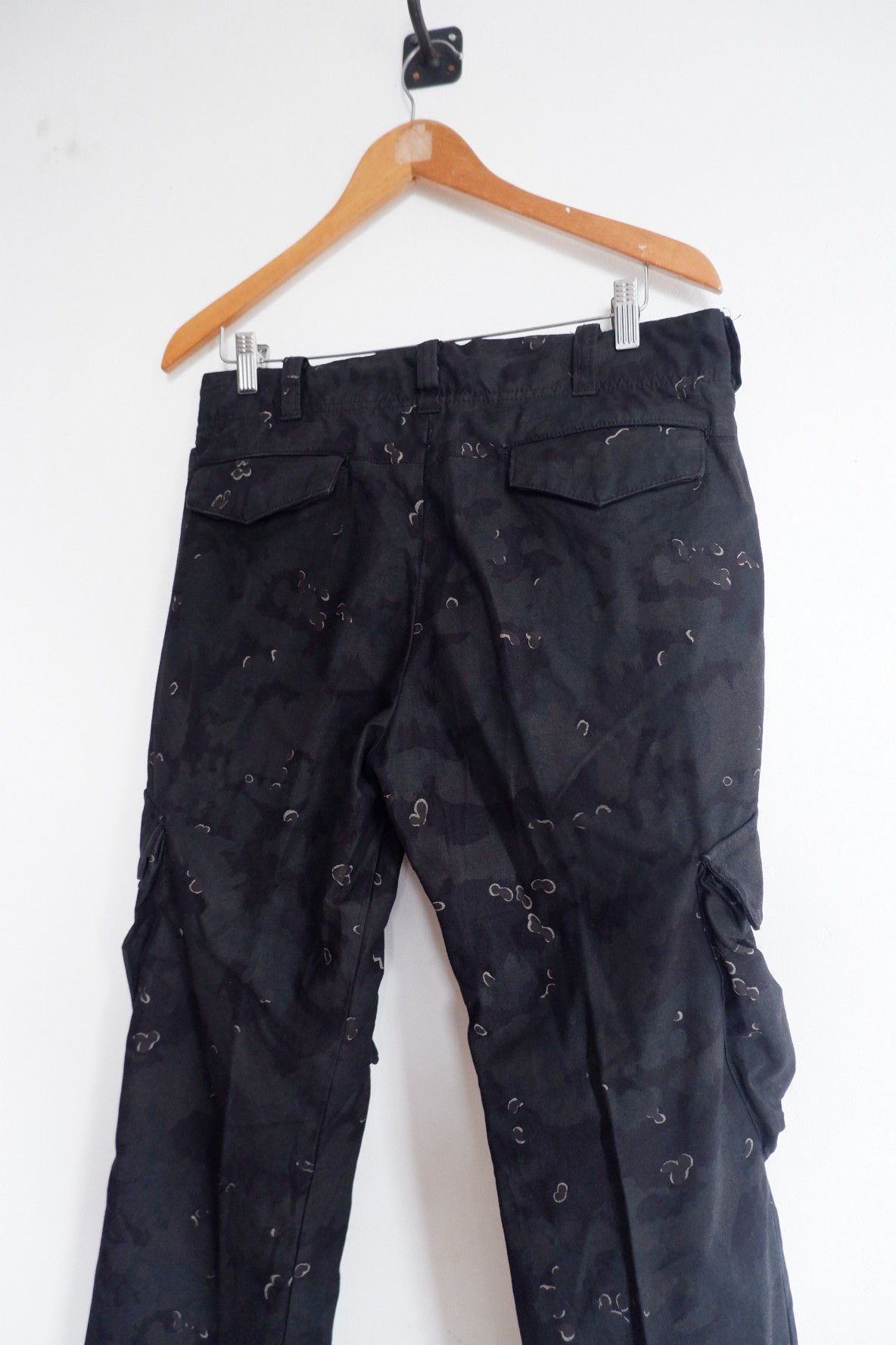 If Six Was Nine 1996 AG PEOTW Black Camo Cargo Pants Size US 32 / EU 48 - 4 Thumbnail