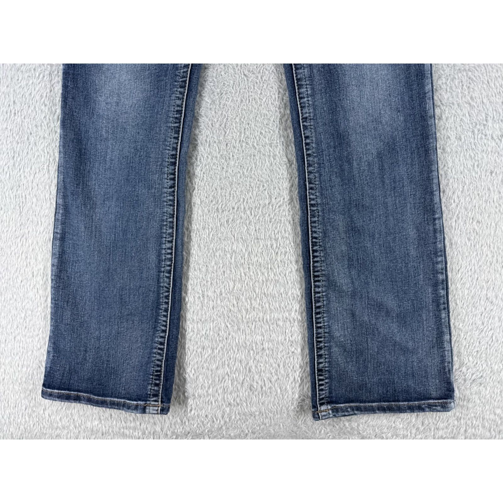 Vintage Maurices Jeans Womens 9 Blue Denim Low Rise Bootcut Distressed 30x31 Size 30" / US 8 / IT 44 - 2 Thumbnail