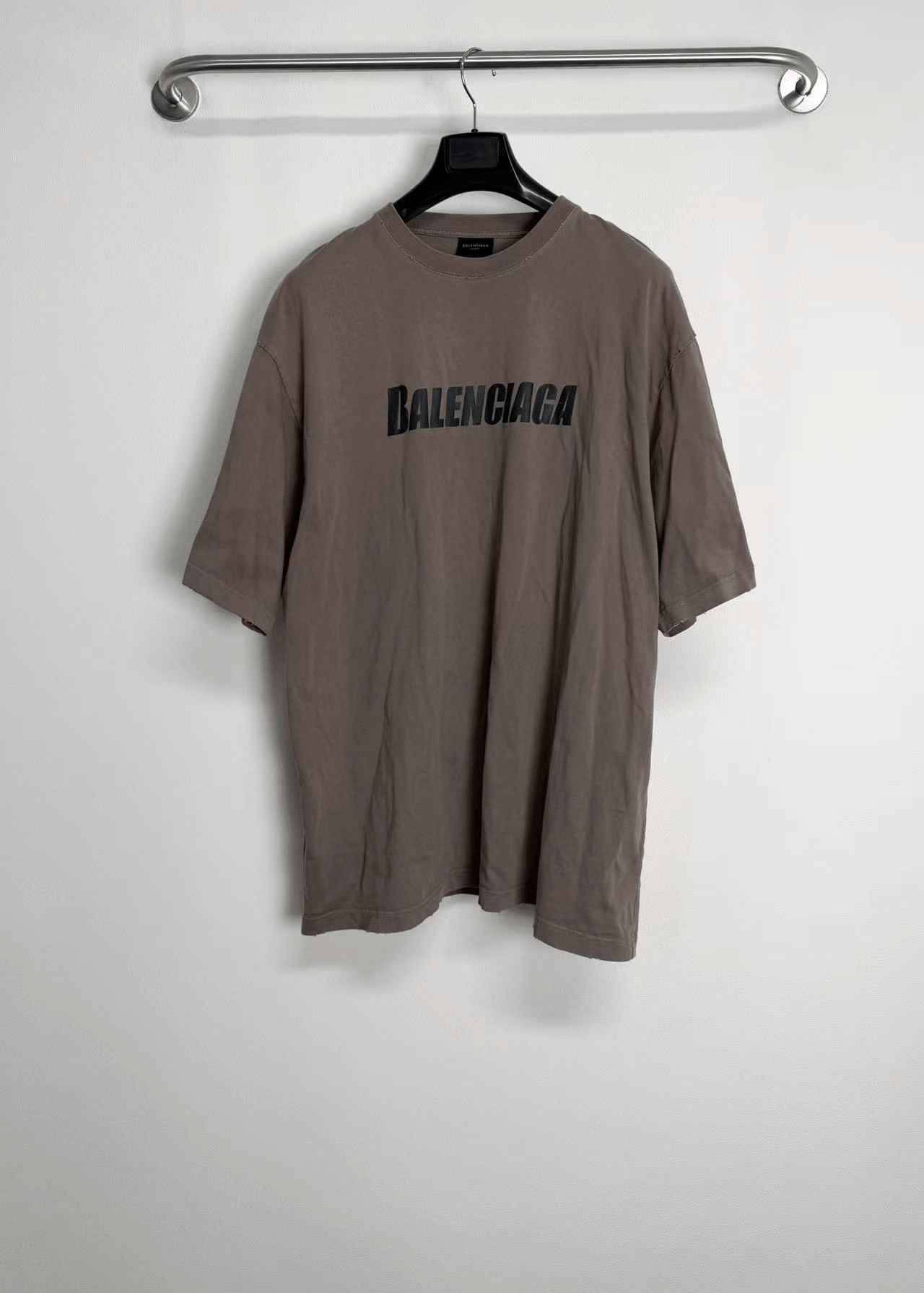 Balenciaga Balenciaga Destroyed Logo Short Sleeve Size US M / EU 48-50 / 2 - 1 Thumbnail