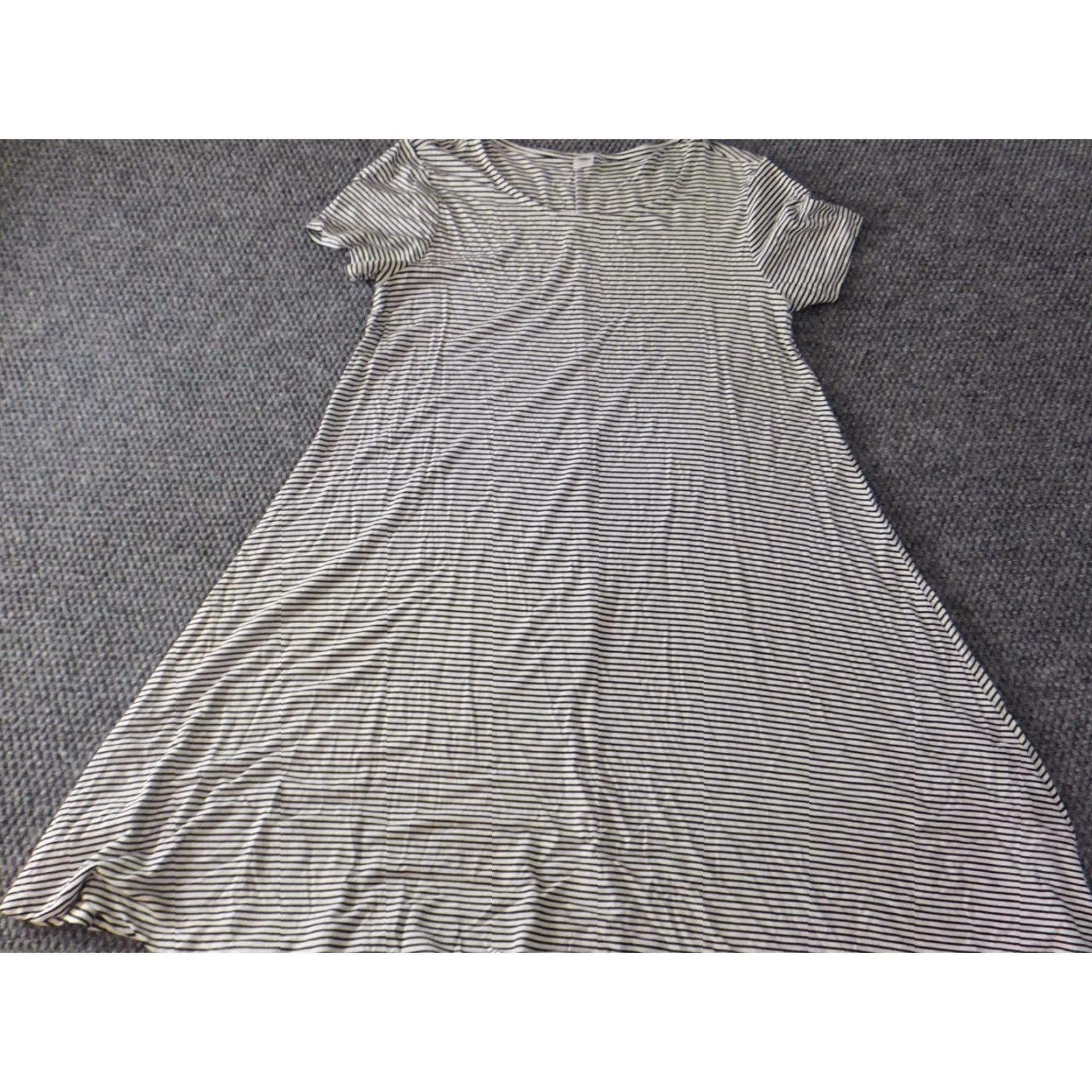 Old Navy Old Navy Womens Dress Medium Gray Striped A-Line Stretch Raglan Sleeve Crew Neck Pencil Dress Short Colorful Short Size M / US 6-8 / IT 42-44 - 3 Thumbnail