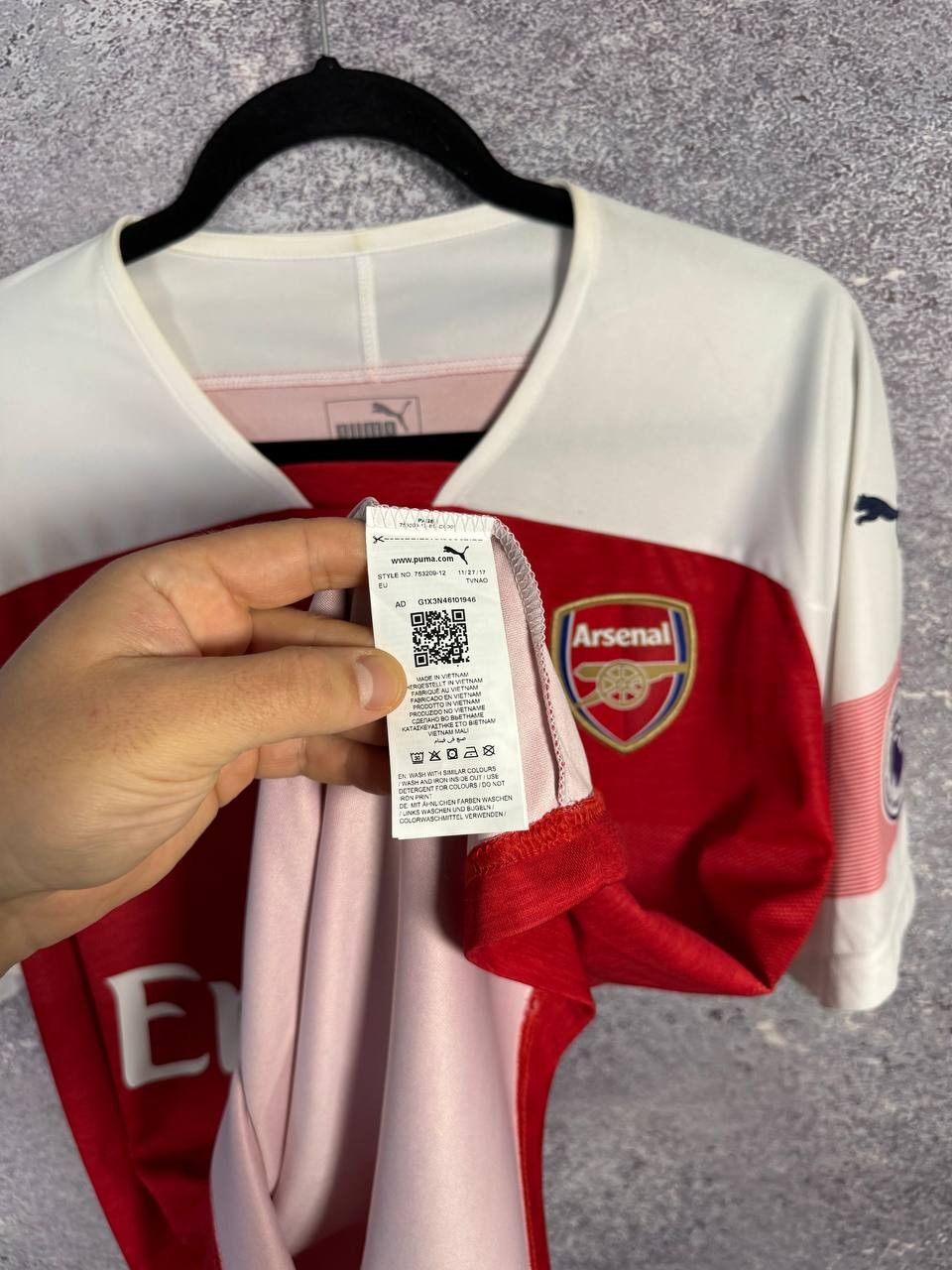 Puma × Vintage AUBAMEYANG Arsenal 2018/19 Puma Soccer Jersey Size US L / EU 52-54 / 3 - 13 Thumbnail