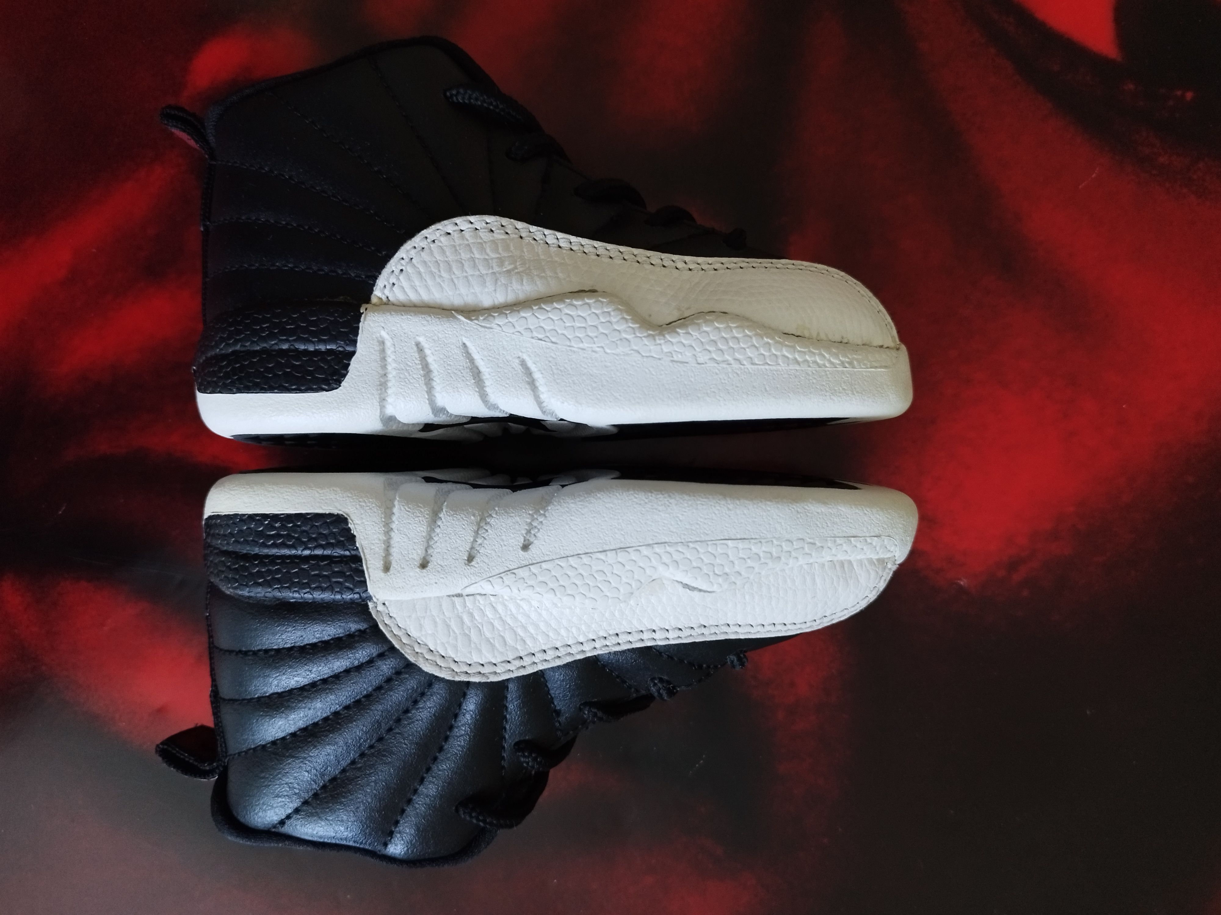 Jordan Brand Vintage NIKE OG 1997 Baby Jordan AIR XII 12 Playoff 7,5 Size US 5 / EU 37 - 9 Thumbnail