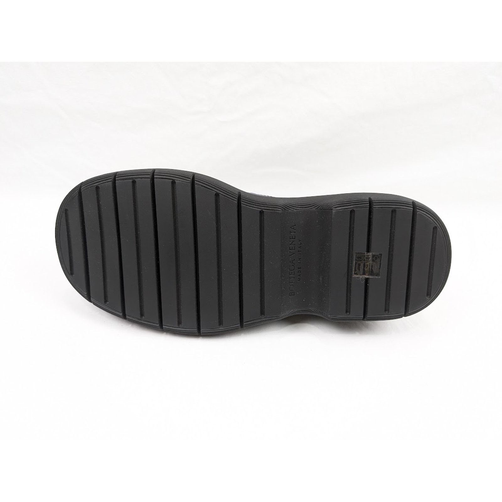 Bottega Veneta o1rshd1 Gloss Vinyl Swell Lace up Boots in Unicorn/Black Size US 8.5 / EU 41-42 - 11 Thumbnail