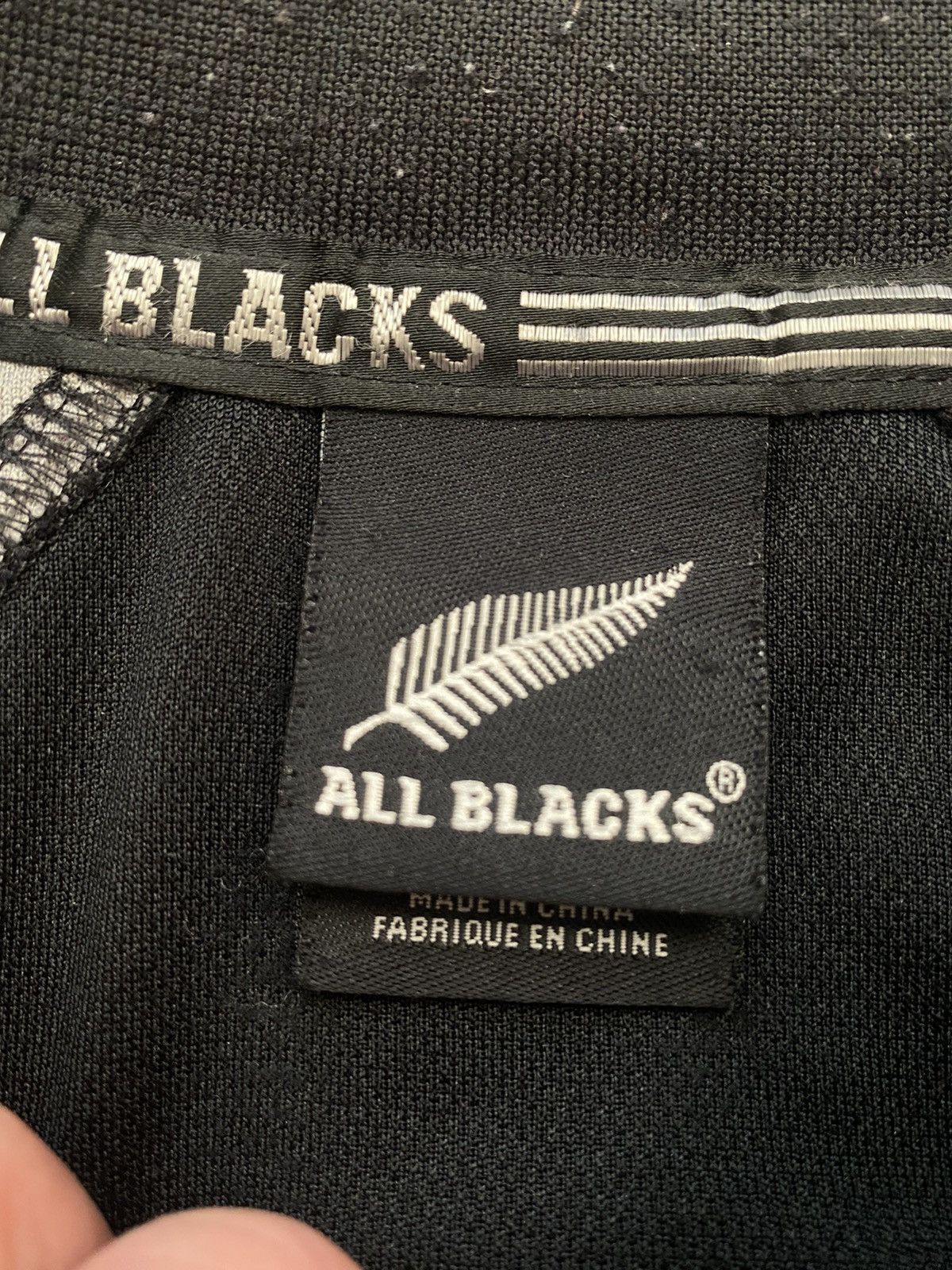 Adidas Vintage Adidas All Blacks New Zealand Rugby jersey y2k Size US L / EU 52-54 / 3 - 5 Thumbnail