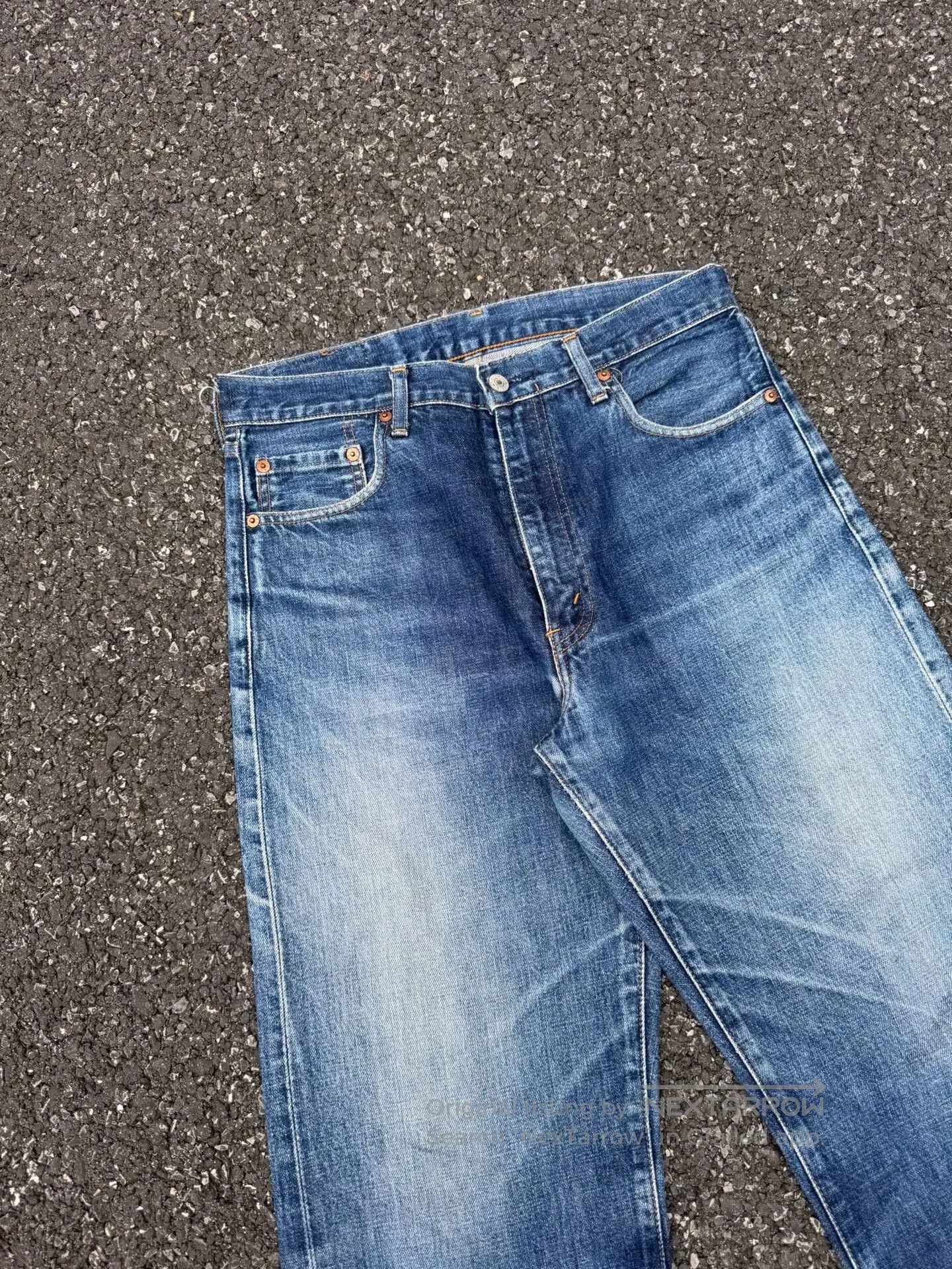 Vintage Vintage Levis 504Z LVC Jeans. Size US 32 / EU 48 - 2 Thumbnail