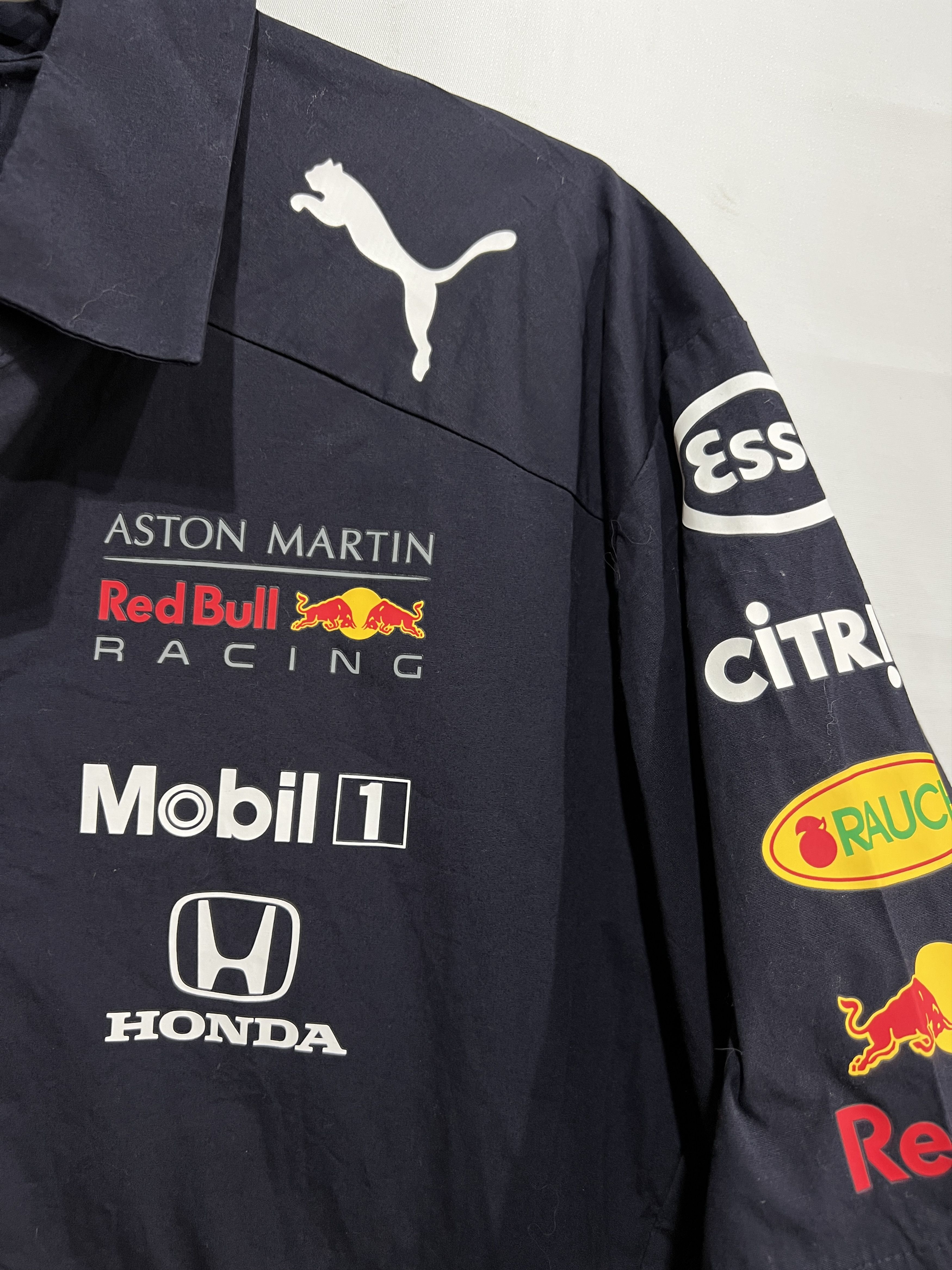 Red Bull Puma red bull racing shirt size L Aston martin Size US L / EU 52-54 / 3 - 6 Thumbnail