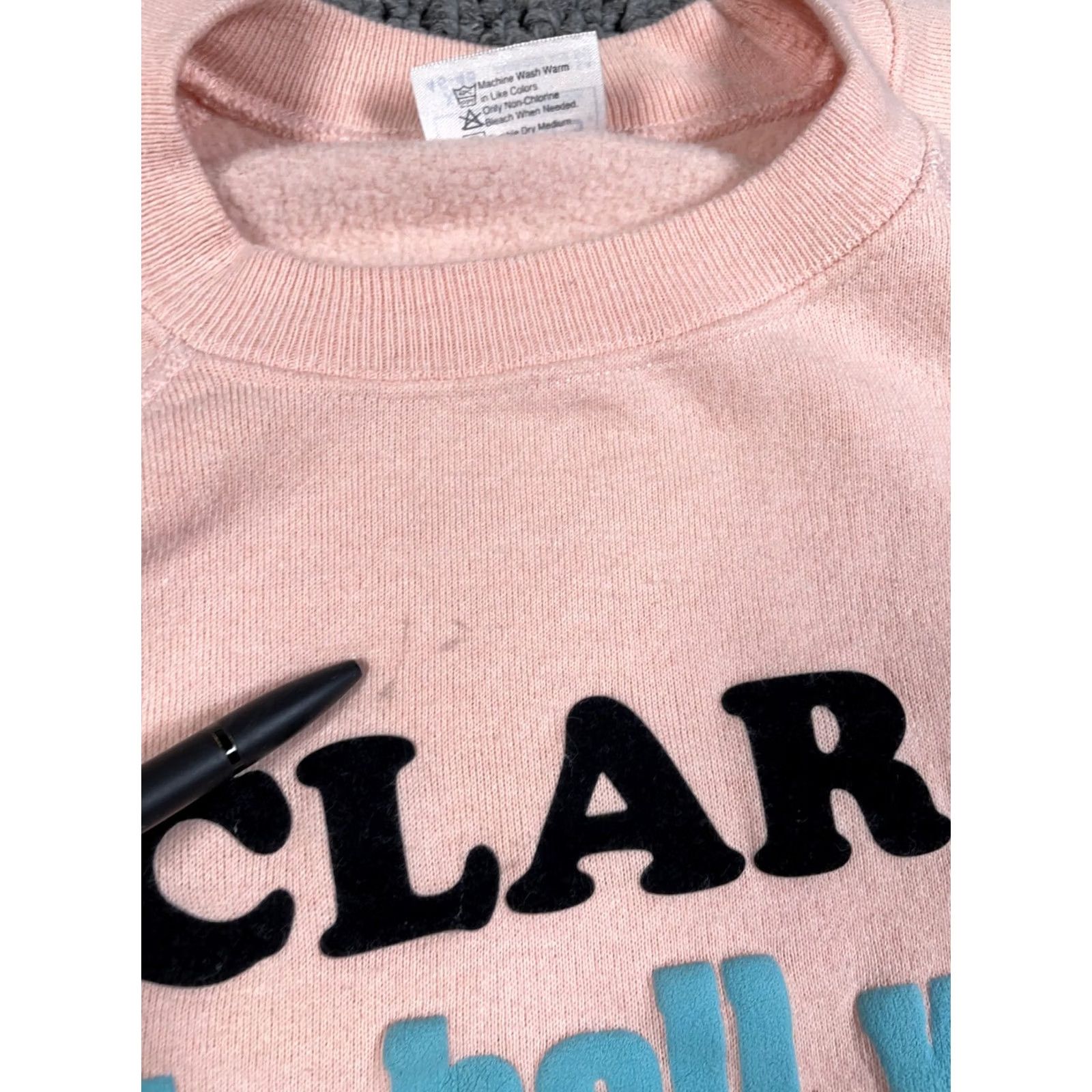 Hanes VINTAGE 80s Let's Play Bingo Sweatshirt Hanes XL Adult Raglan Pink Pullover 50/50 cotton/polyester Crew Neck Women Size XL / US 12-14 / IT 48-50 - 4 Thumbnail