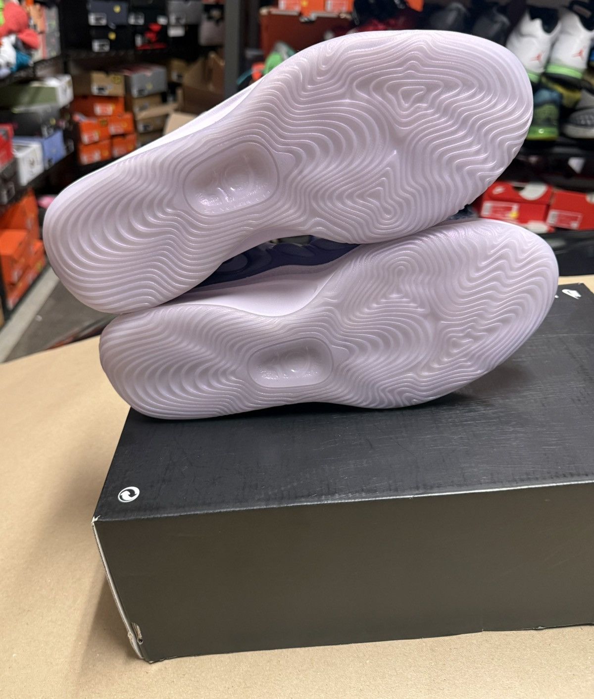 Nike Nike KD 17 B.A.D. Kevin Durant Men’s size 10.5 shoes NEW! Size US 10.5 / EU 43-44 - 5 Thumbnail