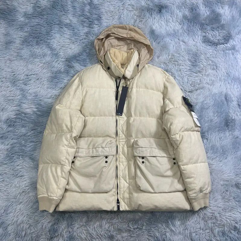 Stone Island Stone Island Men's XL White Down Jacket 0089 Size US XL / EU 56 / 4 - 1 Thumbnail