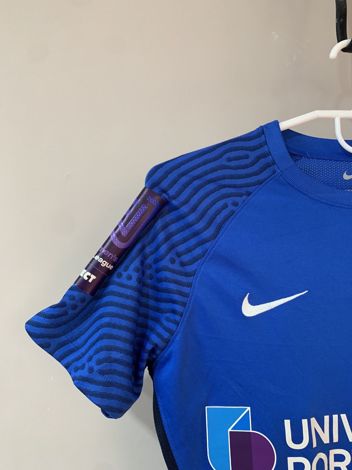 Nike Womens Portsmouth Home Football Shirt Nike Soccer Jersey Size S / US 4 / IT 40 - 3 Thumbnail