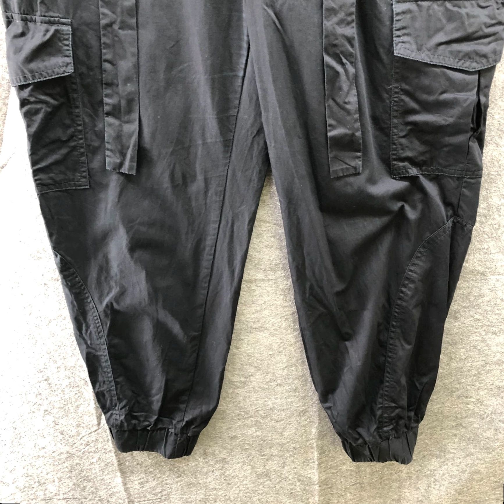 Zara VINTAGE? No — Actually Zara Cargo Jogger Pants Women M Black Cotton High Waisted Baggy Wide-Leg Casual Pants Size 32" / US 10 / IT 46 - 4 Thumbnail