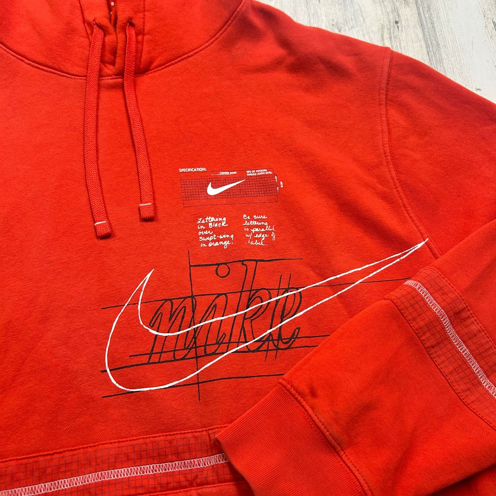Nike Nike Story of The Swoosh Red Men's Fleece Hoodie Size XL Size US XL / EU 56 / 4 - 3 Thumbnail