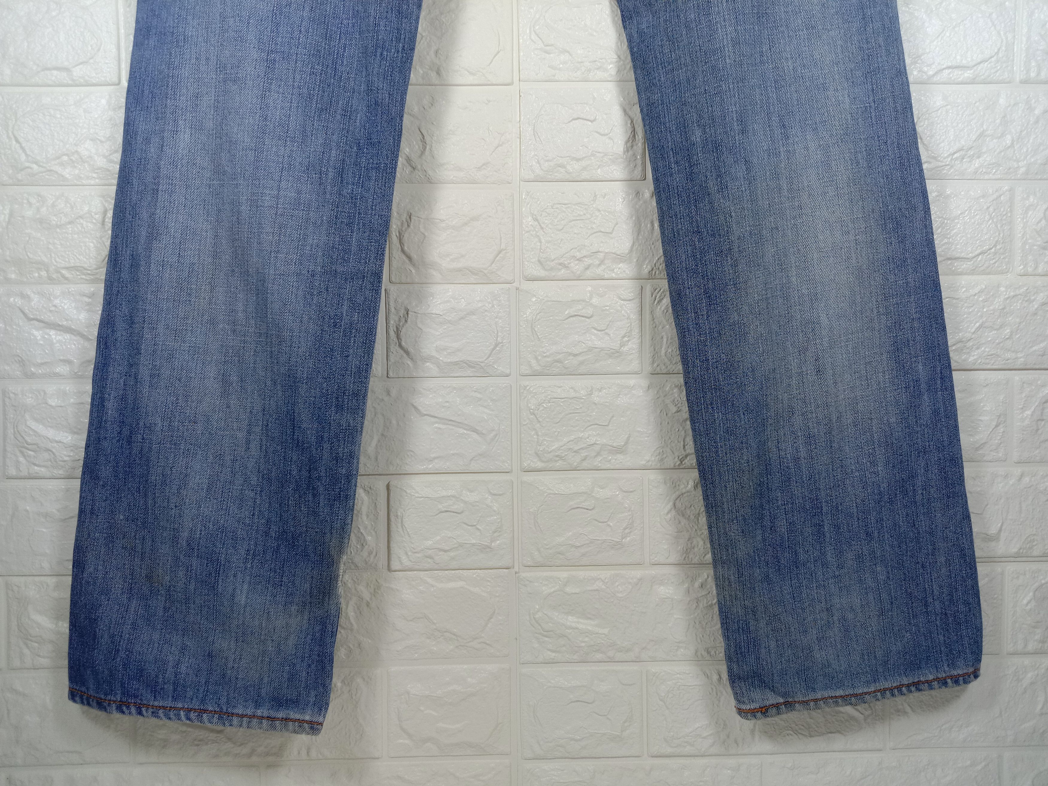 Levi's Vintage Levi's 505 Jeans Faded Blue Distressed Denim Size US 33 - 8 Thumbnail