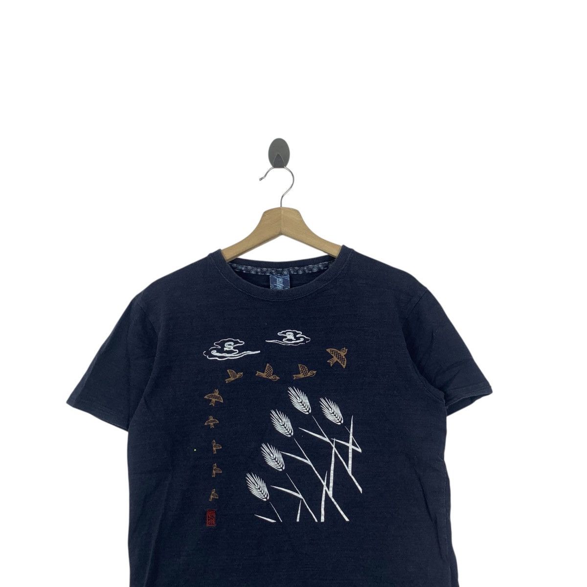 Vintage Vintage JAPAN TRADITIONAL POEM Lovely Sparrow Flying Tee Size US S / EU 44-46 / 1 - 2 Thumbnail