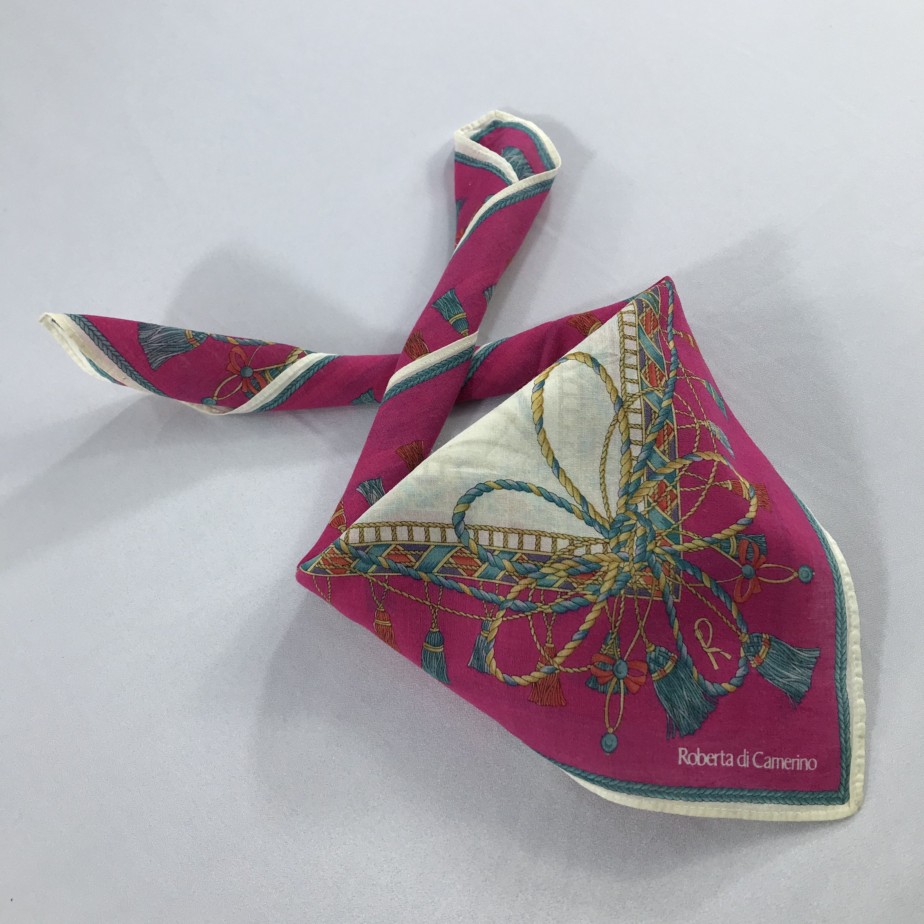 Roberta di Camerino × Vintage Roberta Di Camerino Bandana /Handkerchief/Neckerchief -S2208 Size ONE SIZE - 4 Thumbnail
