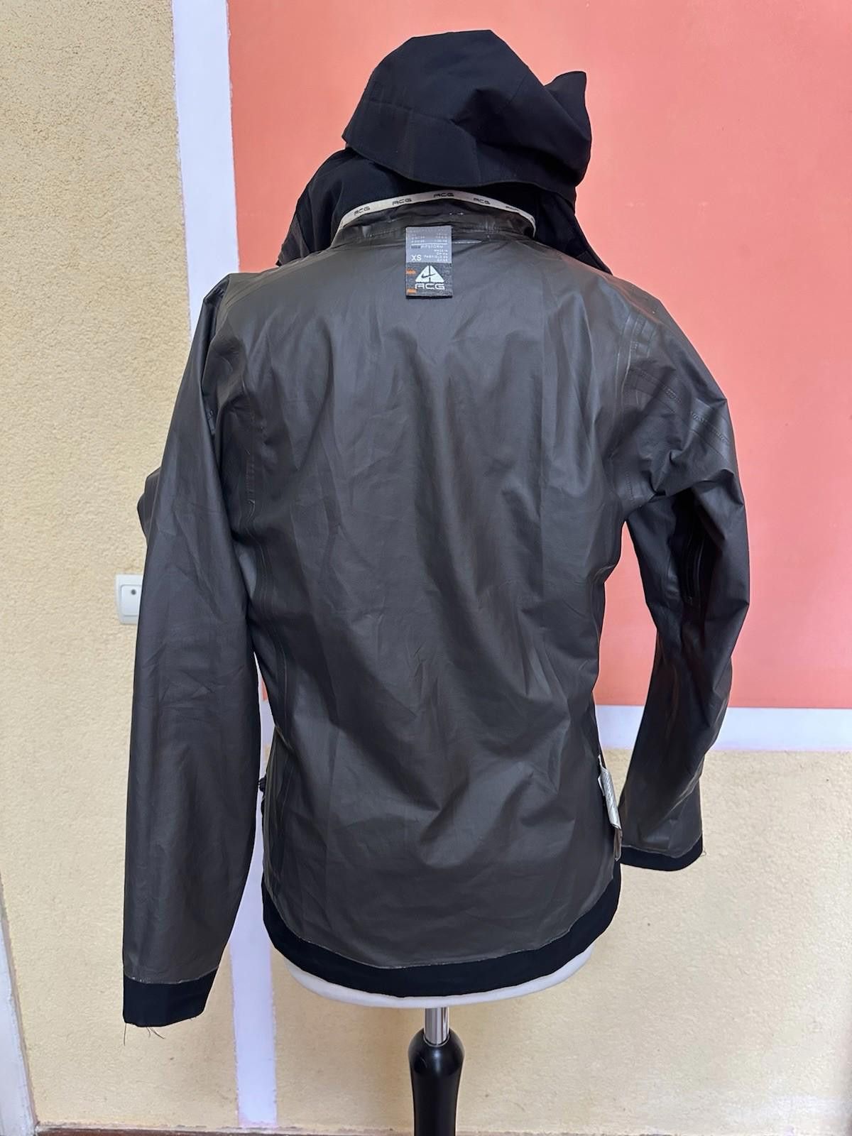 Nike Vintage Nike ACG Gore Tex Black Jacket Sz XS Size XS / US 0-2 / IT 36-38 - 11 Thumbnail