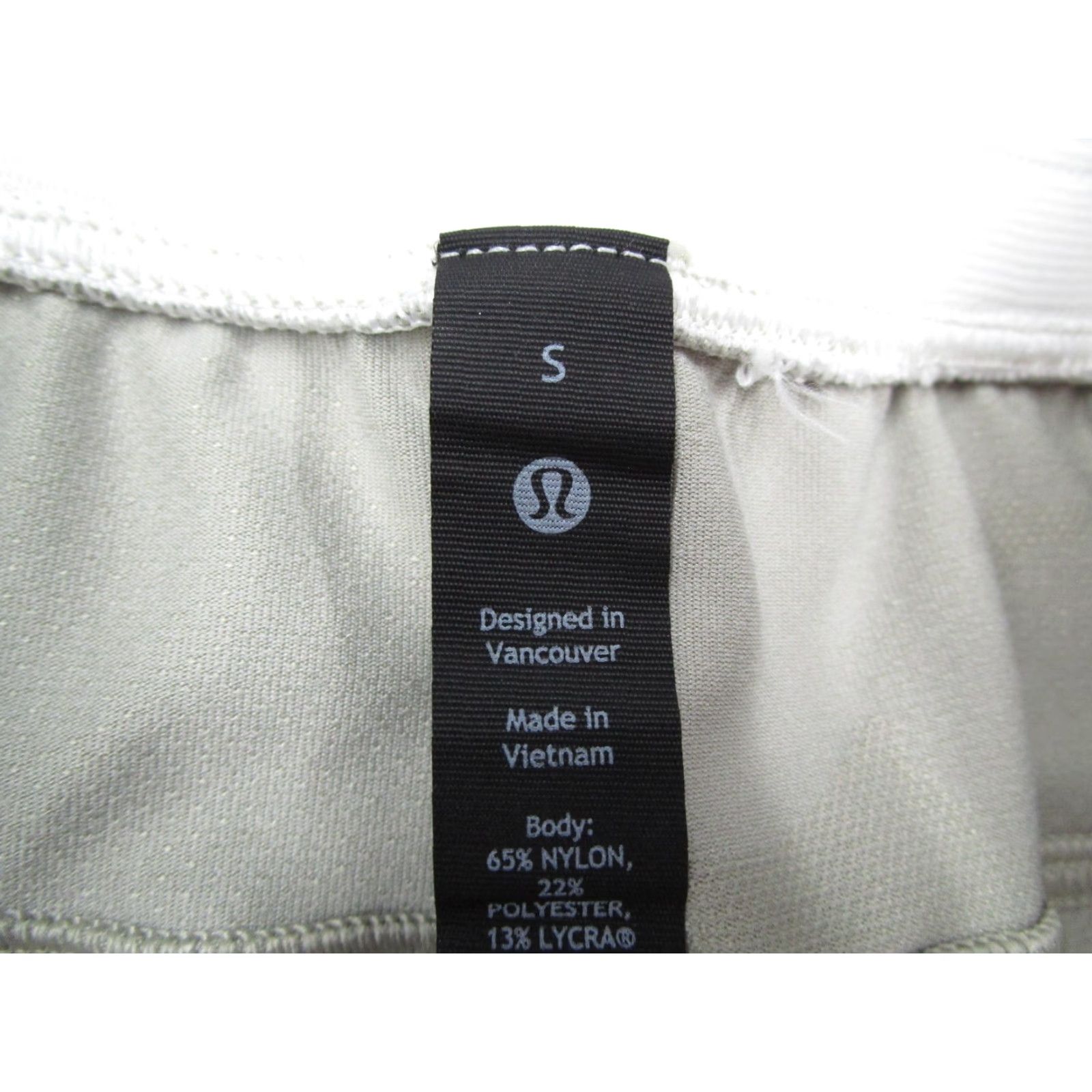 Lululemon Lululemon Shorts Mens Small Gray Camo Athletic Performance LM7AN1S Shirt Size US 29 - 2 Thumbnail