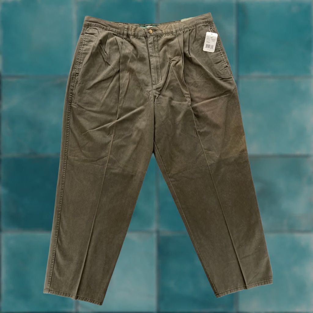Beverly Hills Polo Club VINTAGE Beverly Hills Polo Club Duplex Chino Pants Mens 42x30 Relaxed Fit Breen Size US XL / EU 56 / 4 - 1 Thumbnail