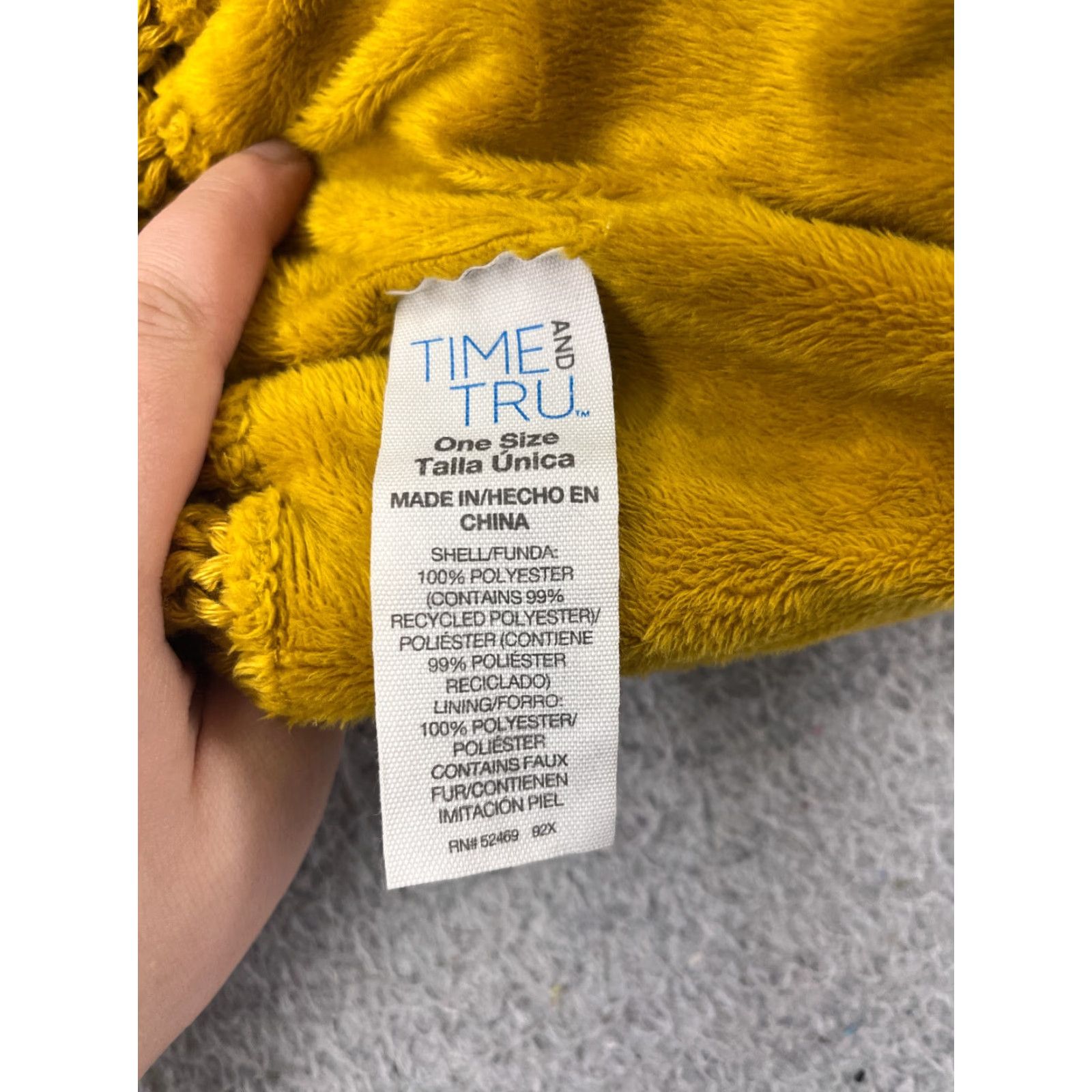 Vintage Time And Tru Beanie Womens Time And Tru Beanie Yellow Knit One Size Lined Adjustable Winter Toque Hat Womens Beanie Time And Tru Yellow Knit Beanie Size ONE SIZE - 6 Thumbnail