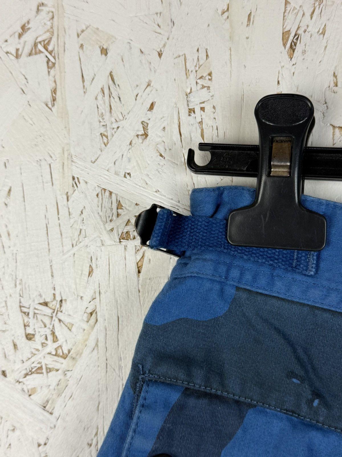 Supreme Supreme Overdyed Camo Cargo Shorts SS21 Blue Size 30 Size US 30 / EU 46 - 8 Thumbnail